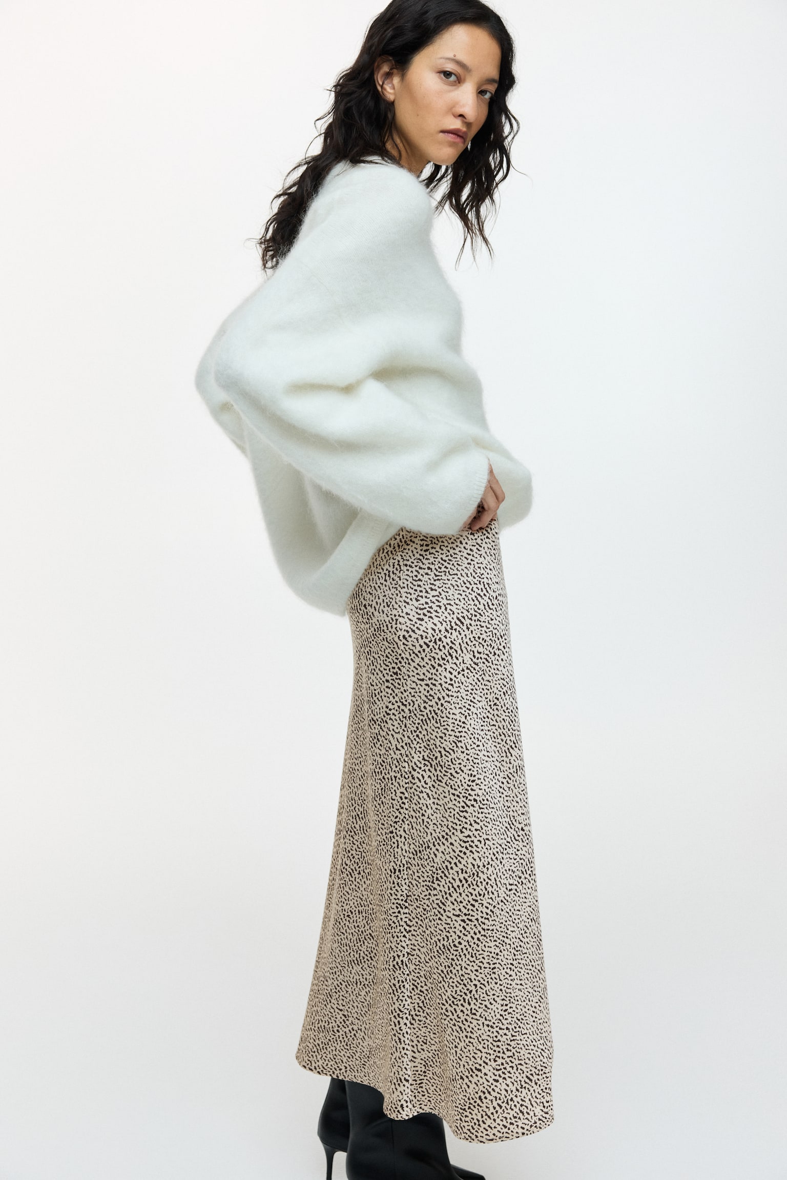 Midi skirt - Light beige/Patterned/Black/Zebra print/Gold-coloured/Black/Light beige/Zebra print/Black/Spotted/Dark brown/Spotted/Light beige/Leopard print - 5