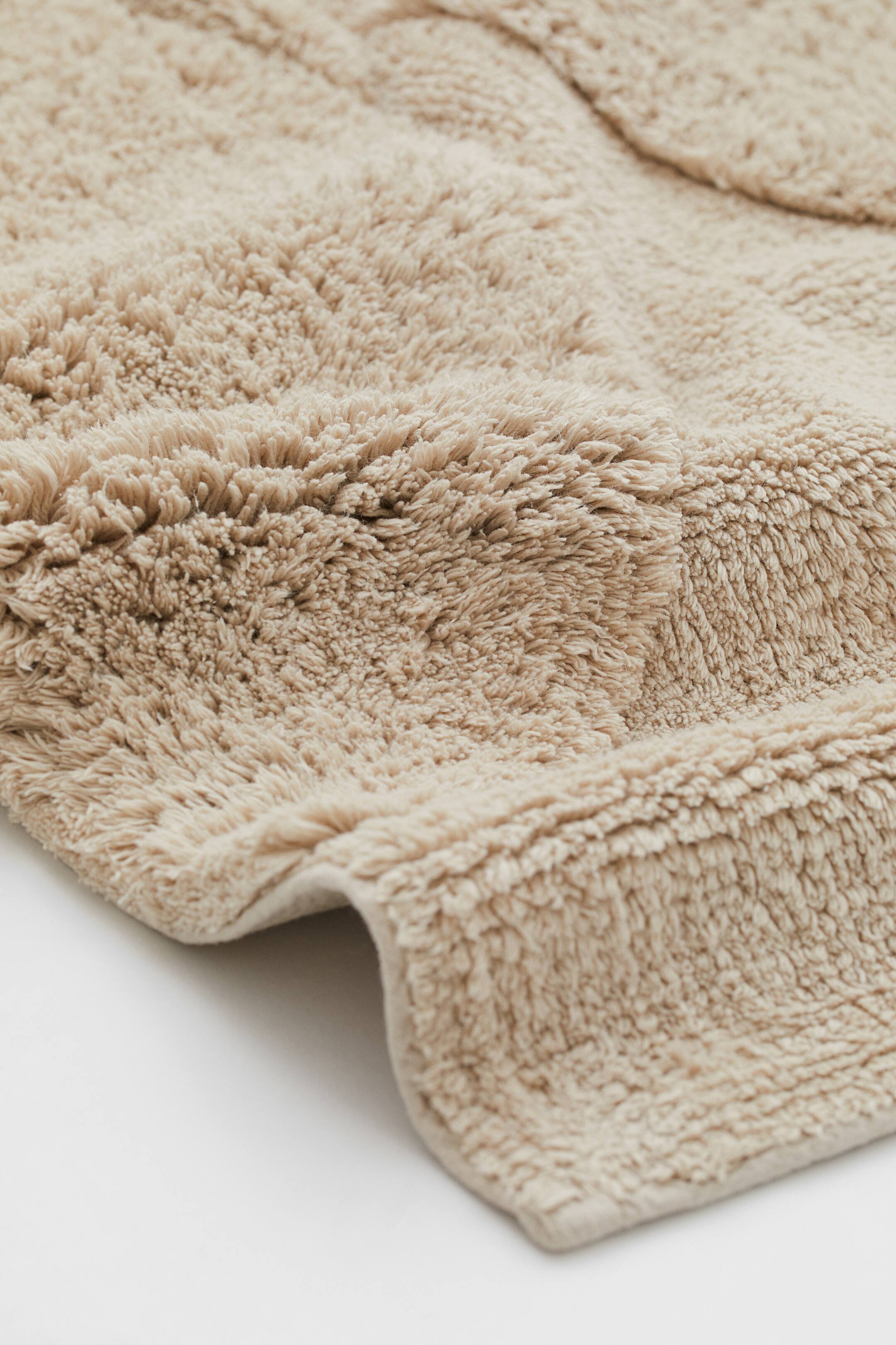 Tufted bath mat - Light beige - Home All | H&M GB