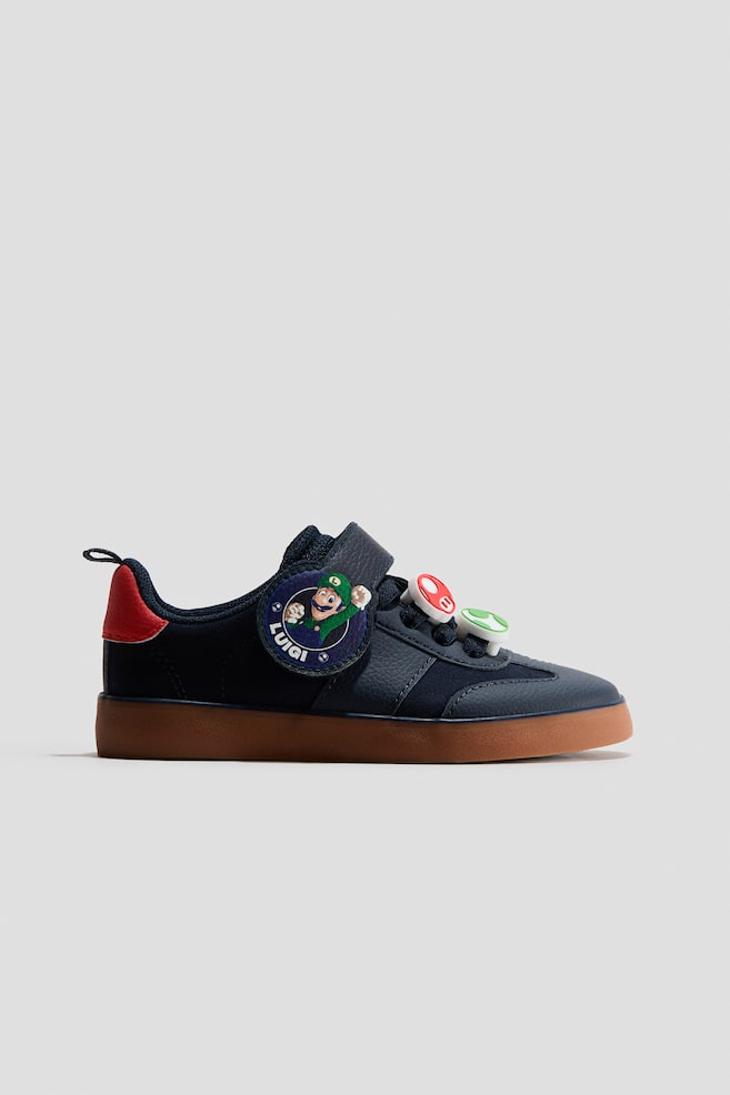 Charm-Detail Sneakers - Navy blue/Super Mario/White/Marvel Comics/Bright green/Minecraft - 1