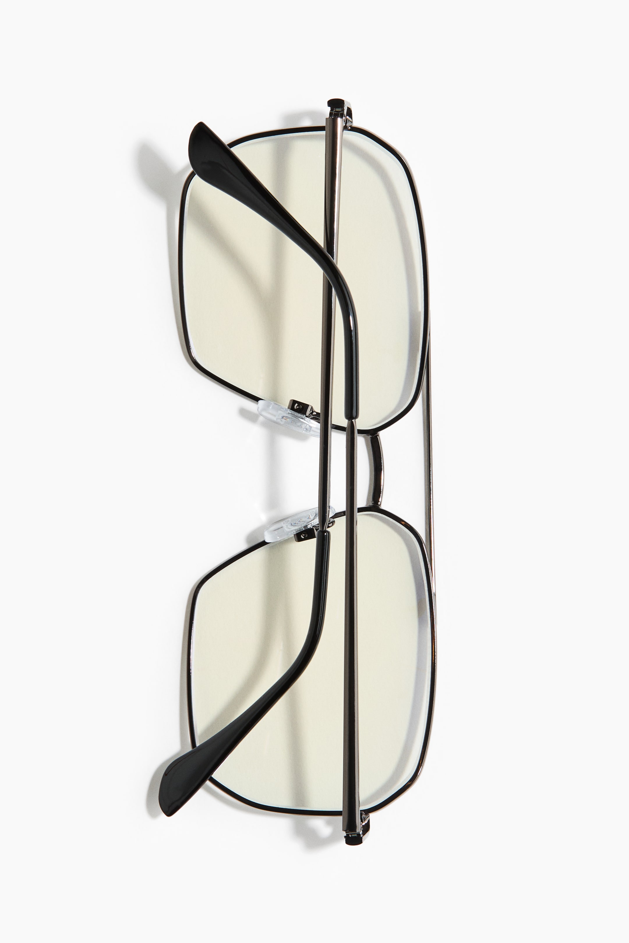 Ampliar la imagen: Lentes con filtro de luz azul - Negro - Men | H&M MX 2