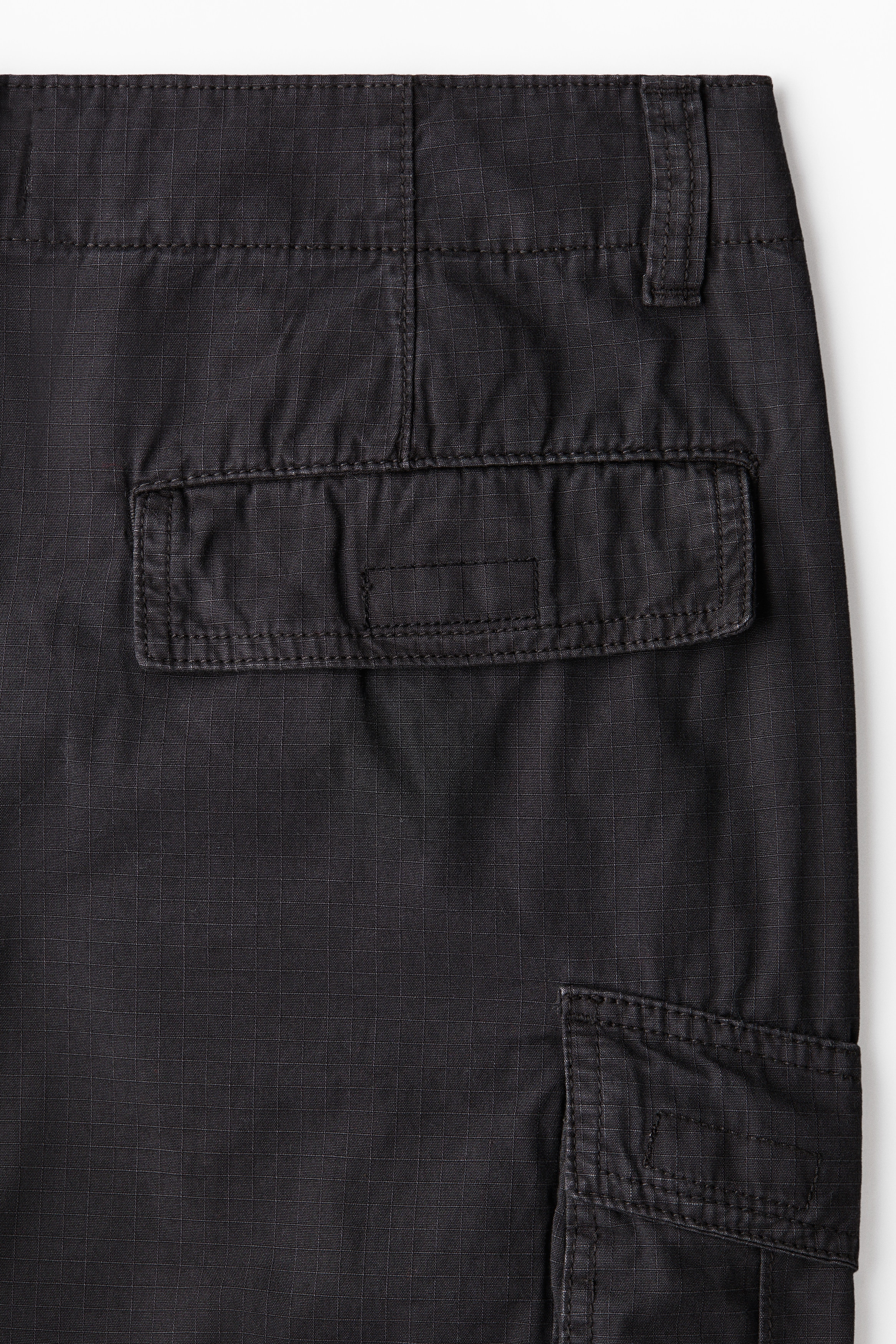 Loose Fit Cargo trousers