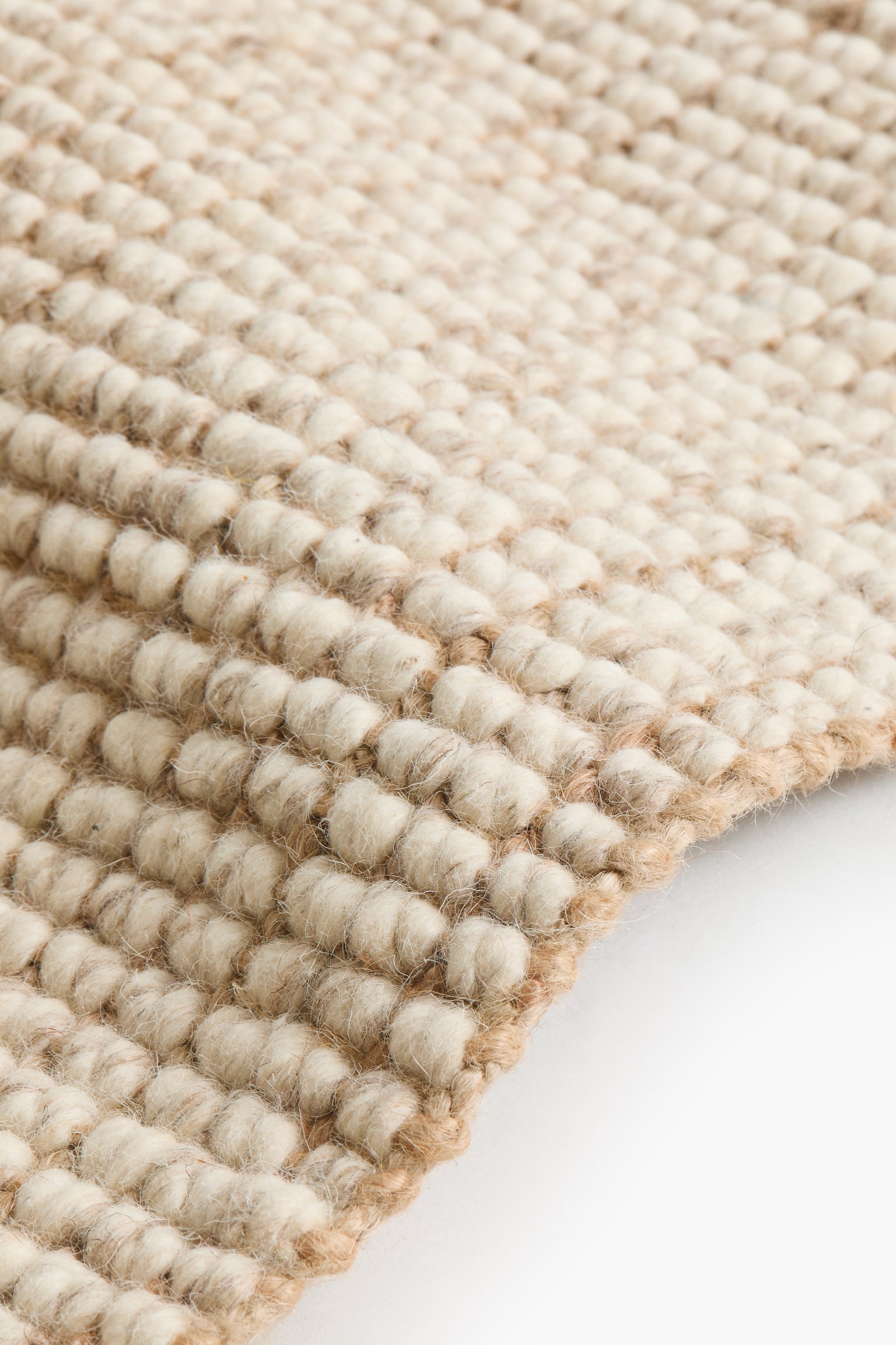 Wool-blend bouclé-weave rug - Beige - 3