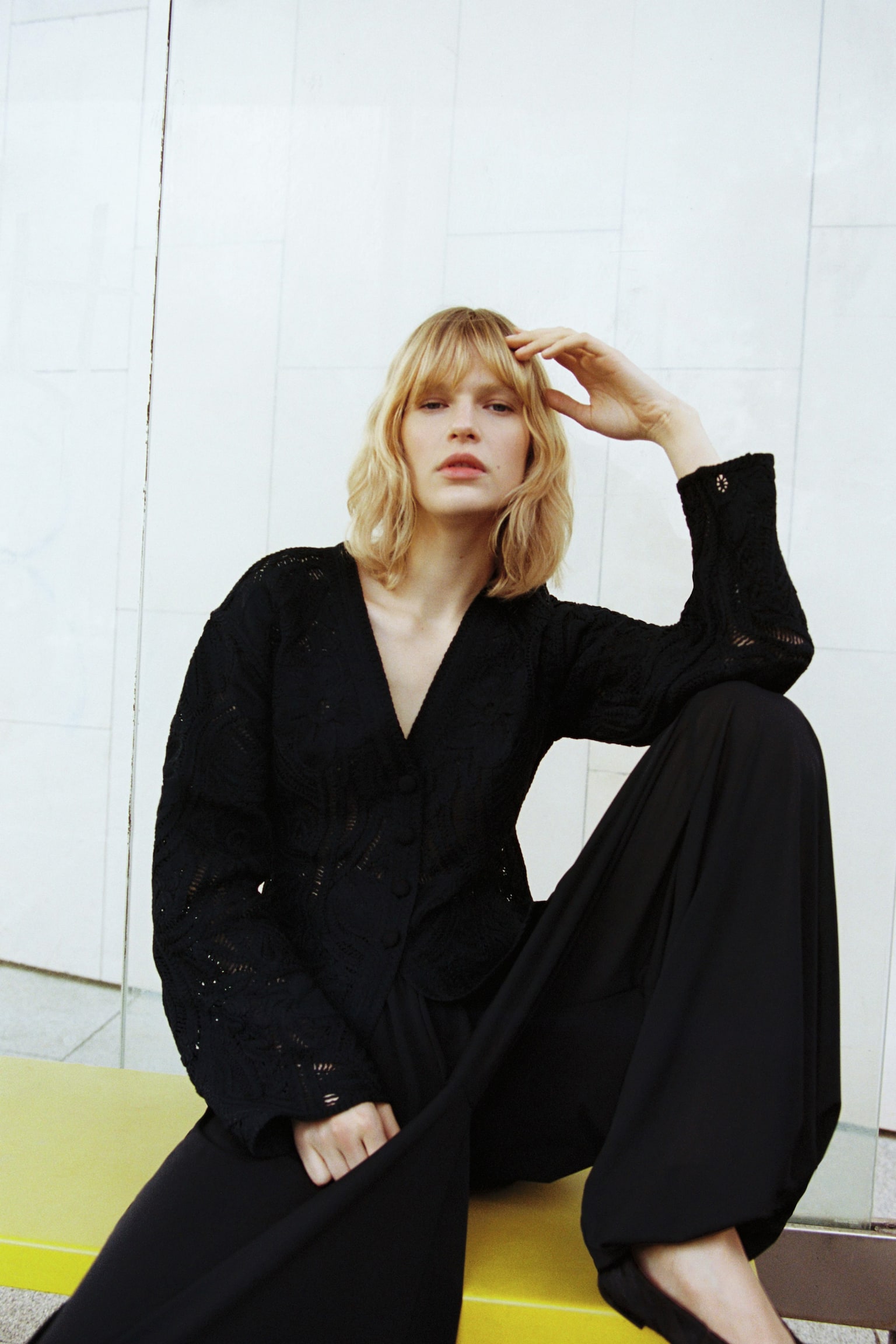 Crochet-look cardigan - Black - 1