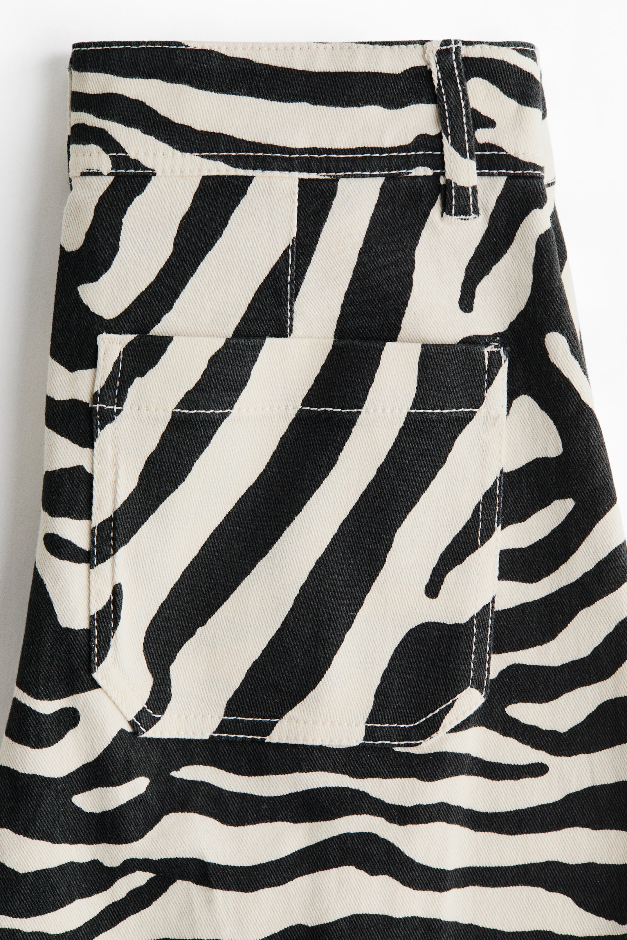 View larger image: Canvas trousers - White/Zebra print - Ladies | H&M IE 8