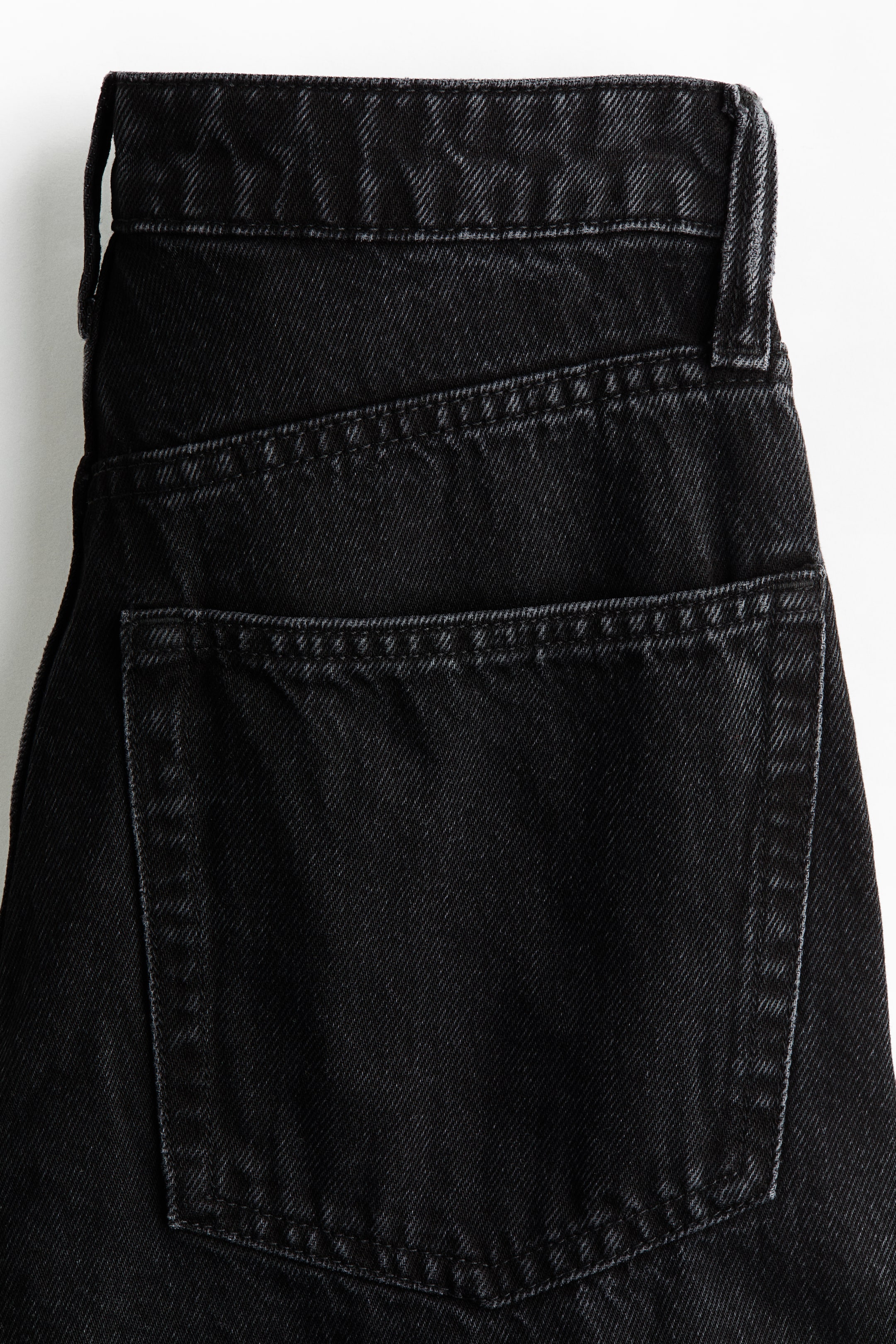 Barrel-Leg High-Waist Jeans