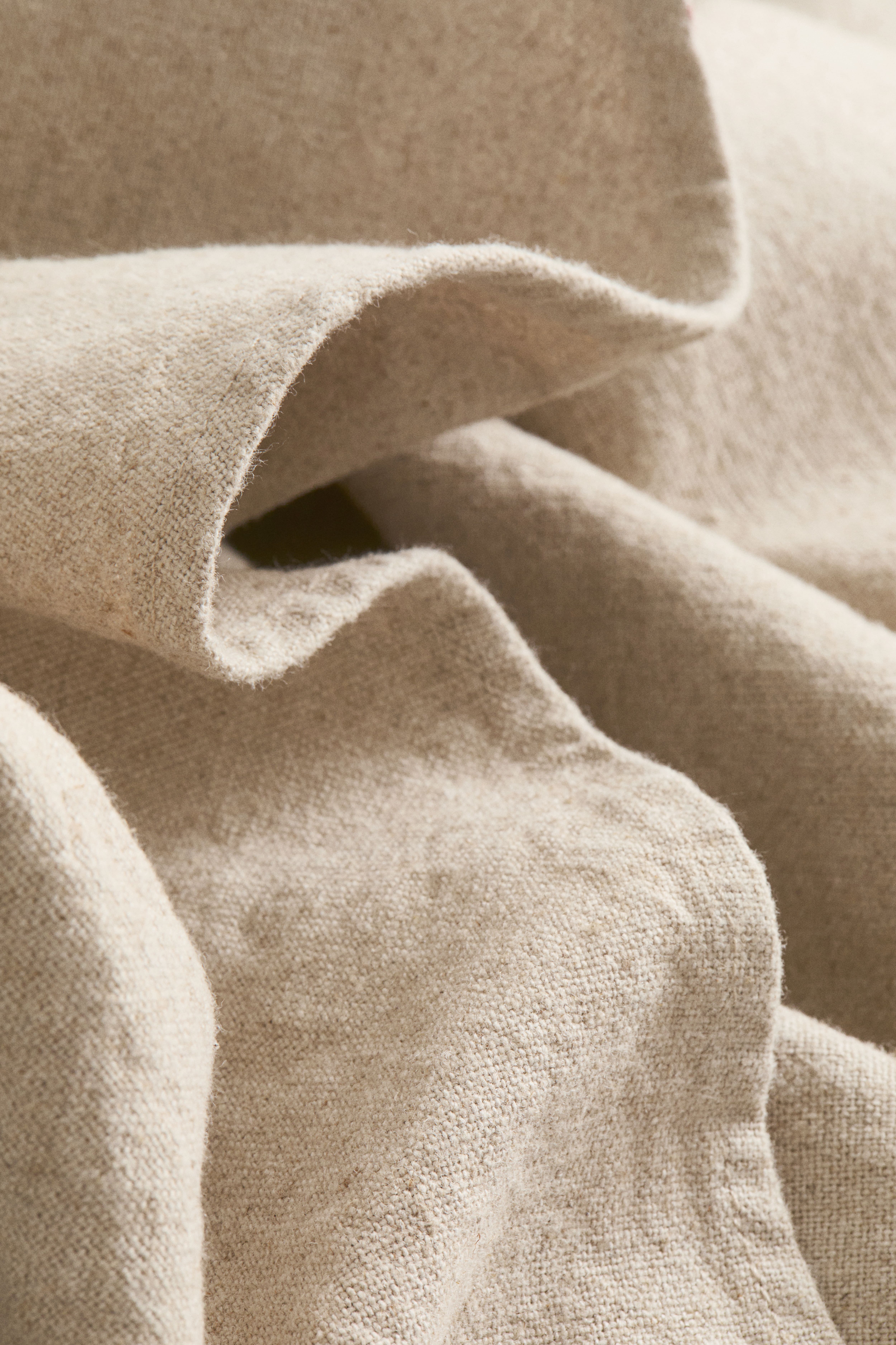 Round Linen-Blend Tablecloth