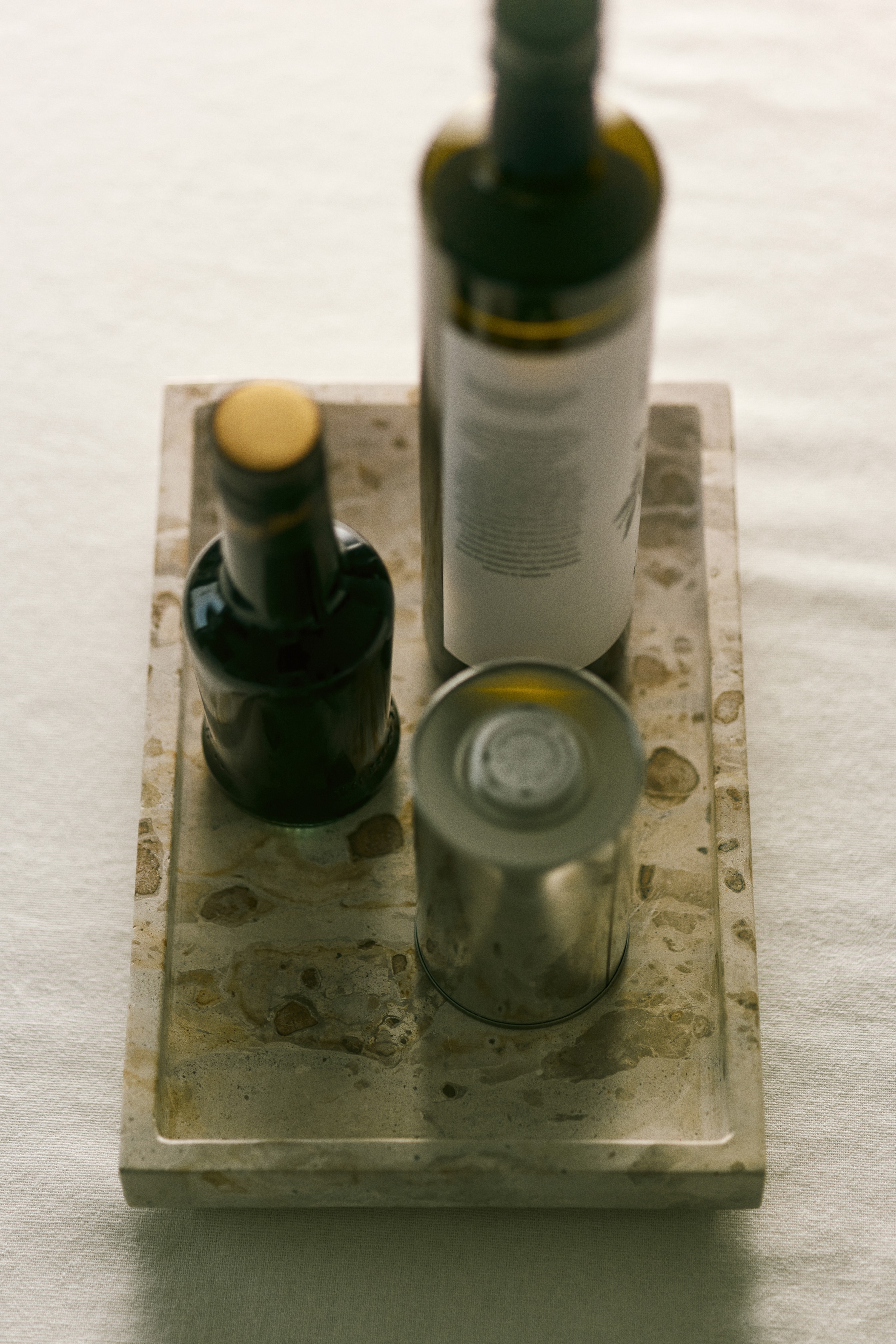 Marble serving tray-Light beige/Marbled