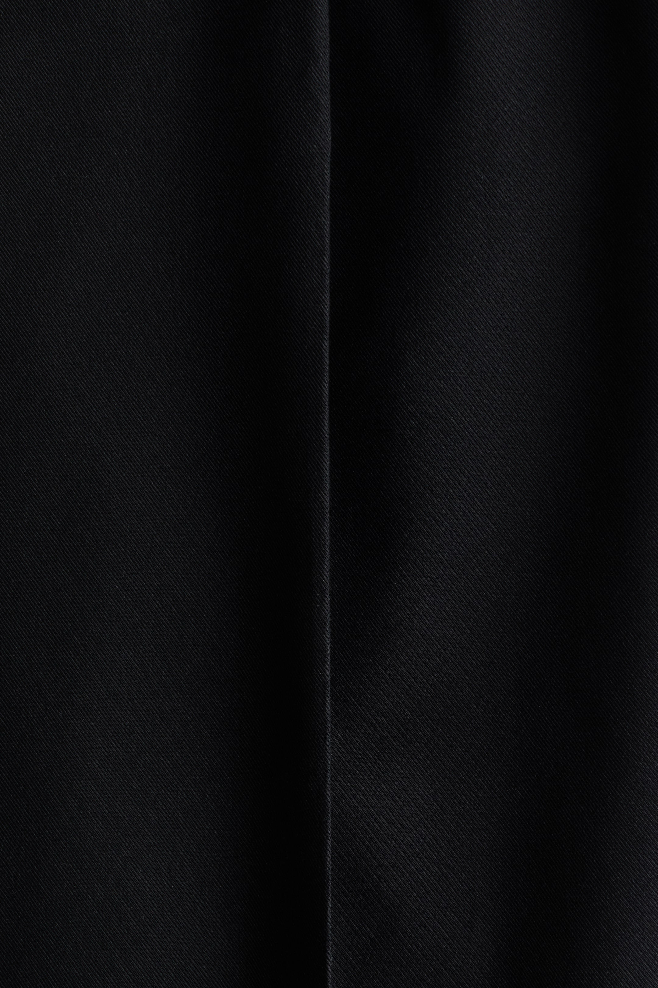 Loose-Fit Tailored Pants