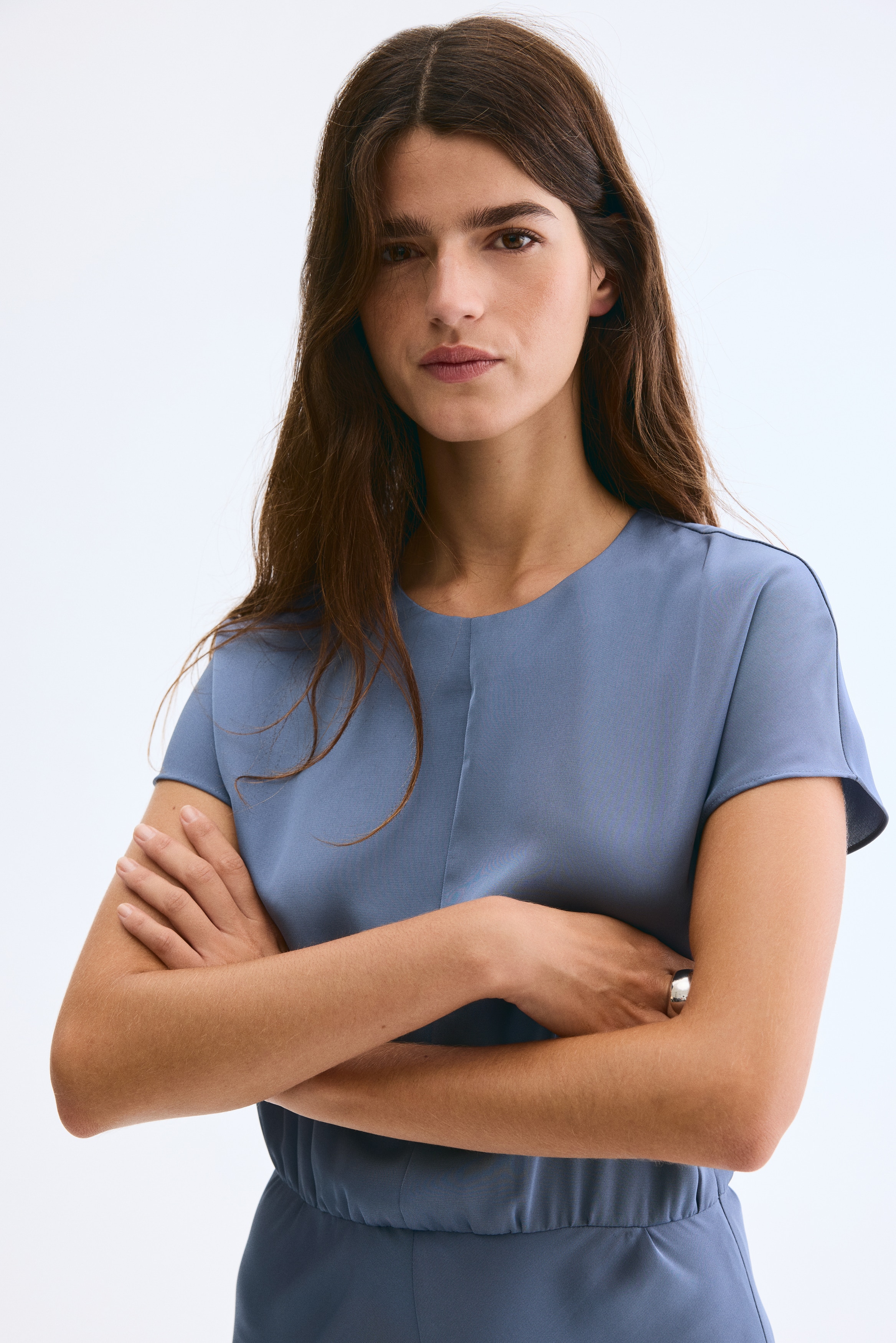 Cap-sleeved satin dress