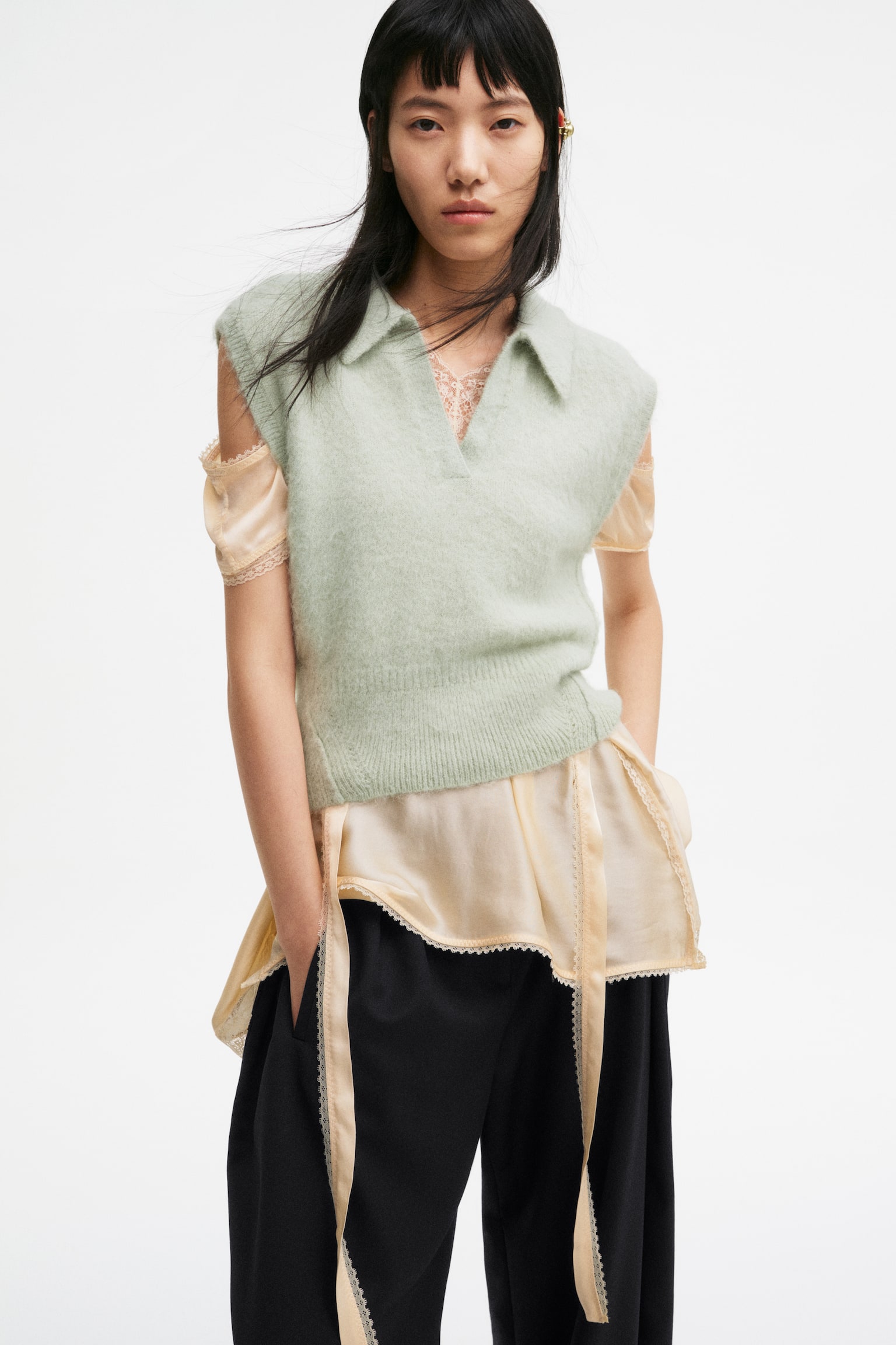 Alpaca-blend sweater vest - Light dusty green - 7
