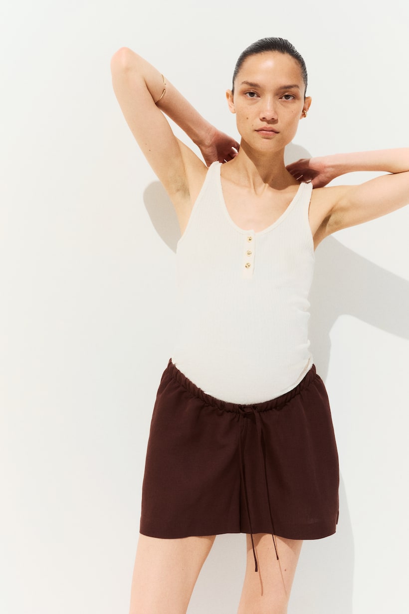 Pantaloncini Premaman Estivi MijaCulture - Modello Monika 9094 In Cotone Elastico