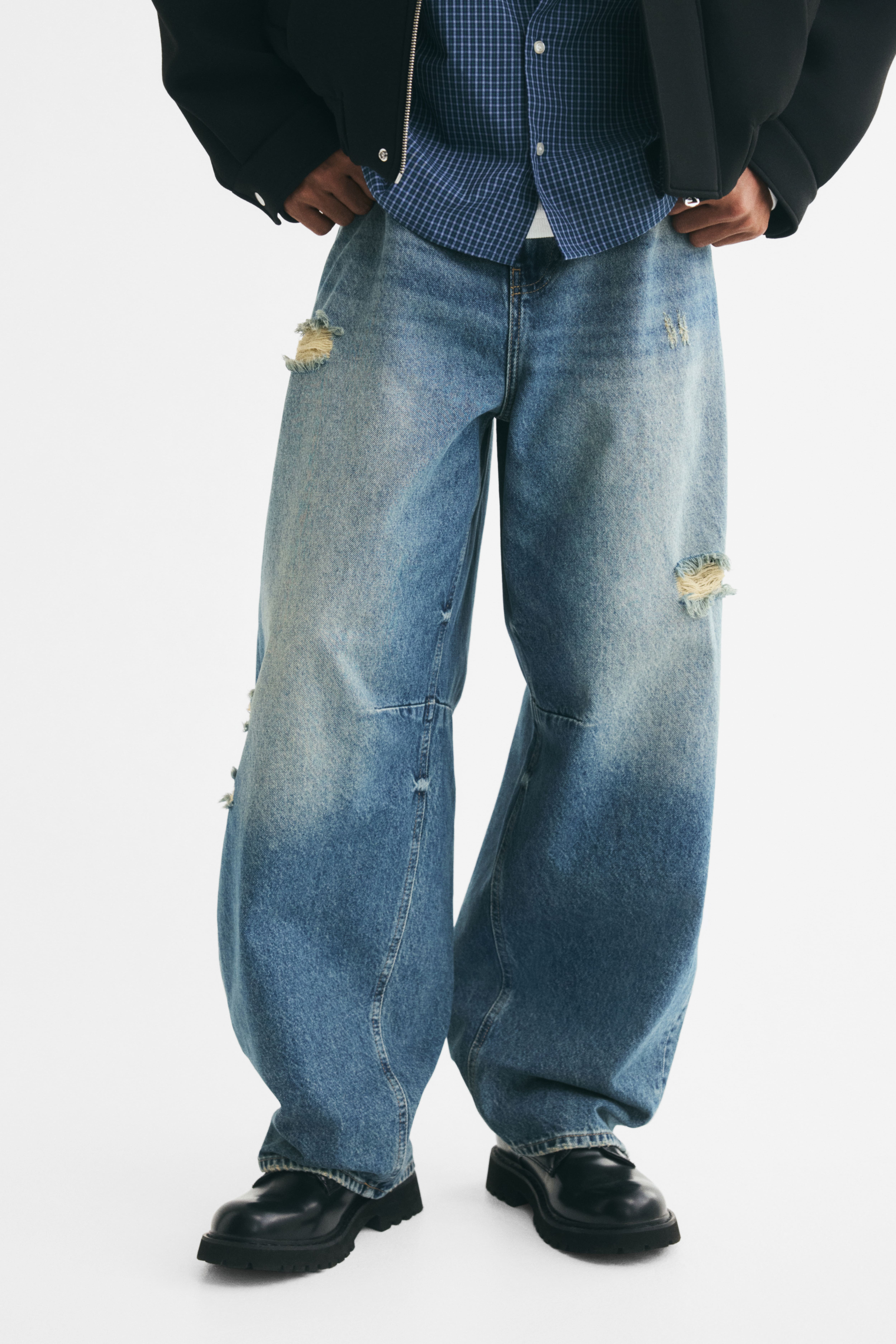 Baggy Barrel-Leg Jeans