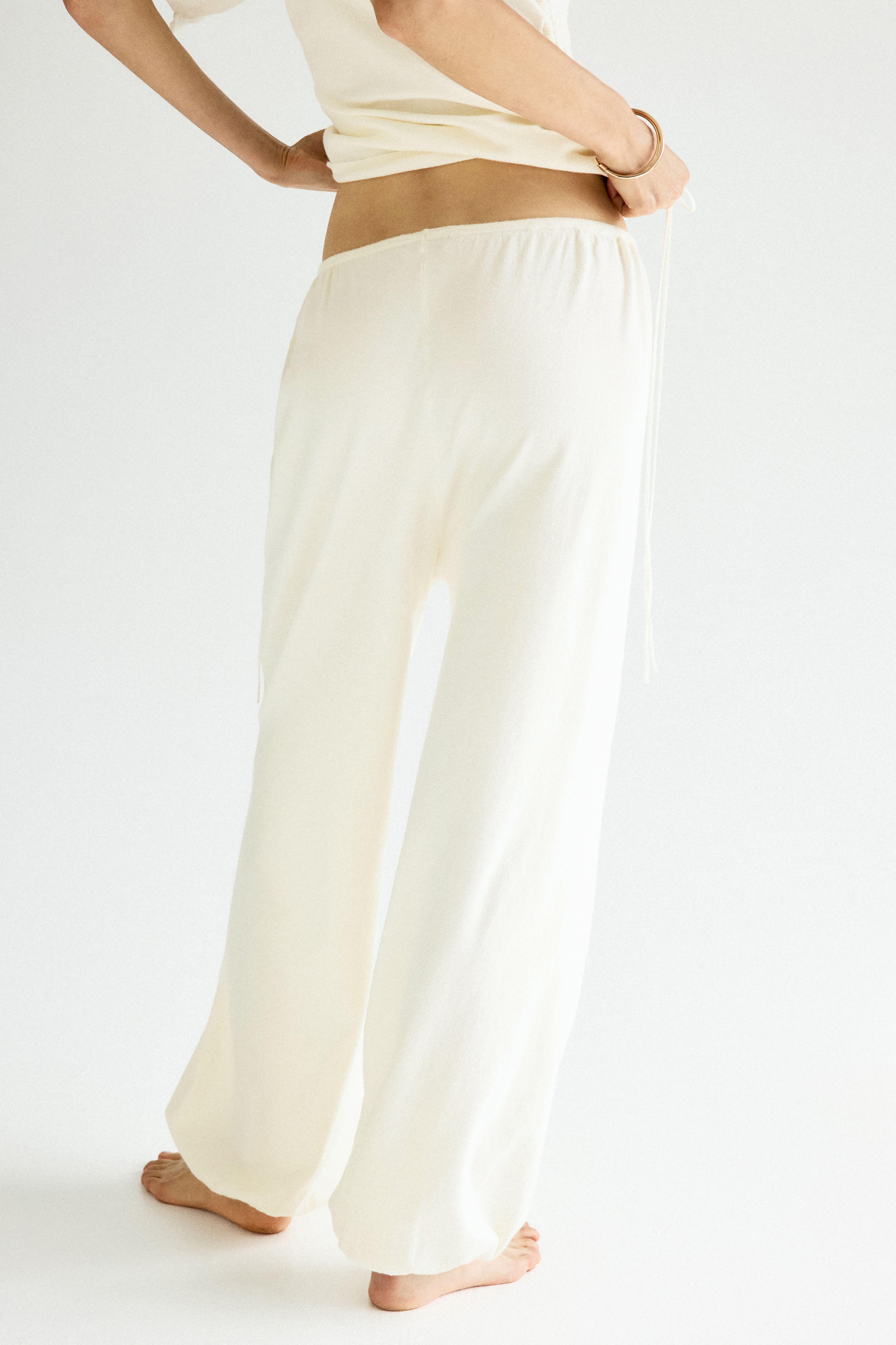 Fine-Knit Balloon Pants