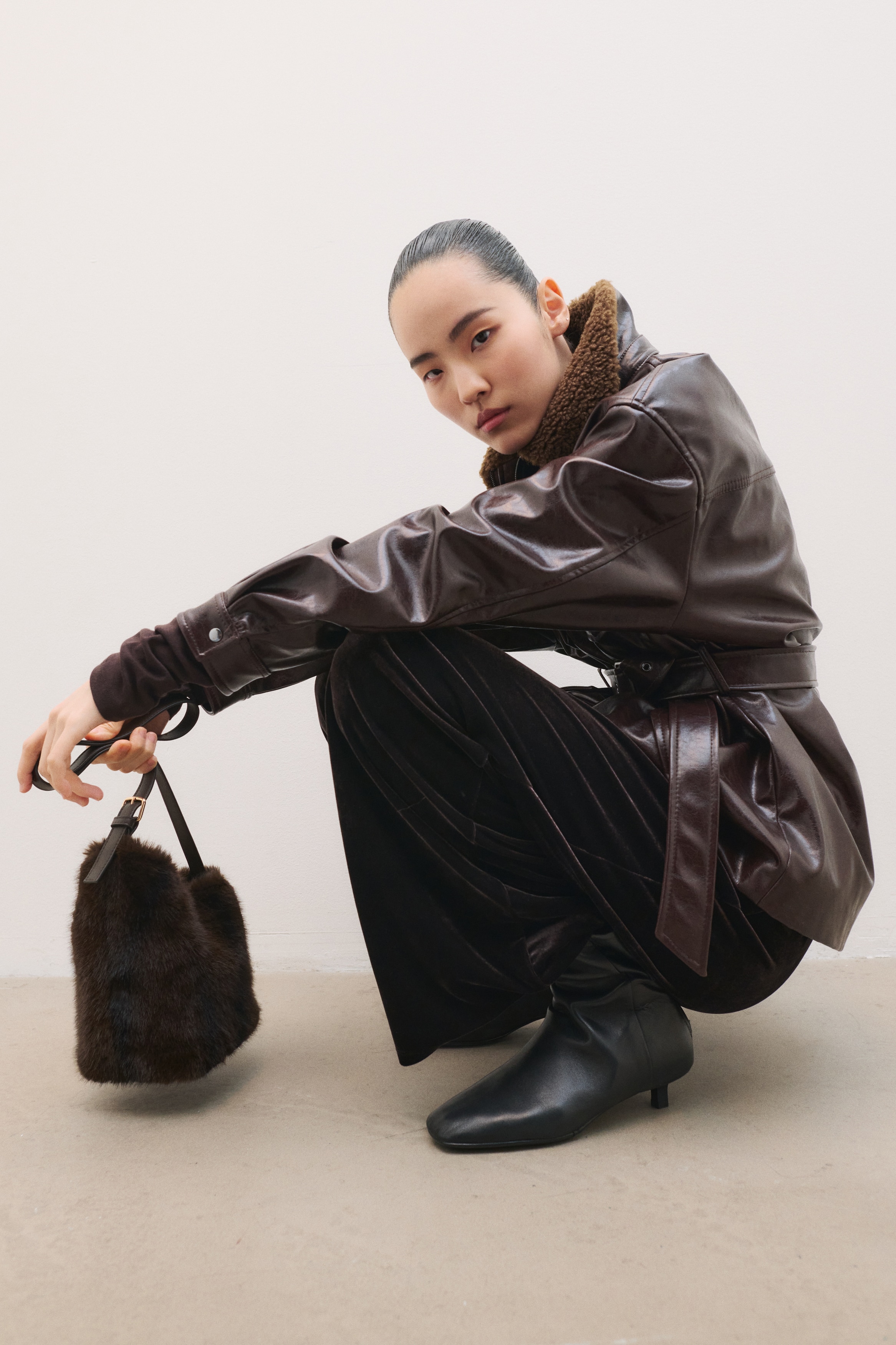 Moda Damska - Skórzane botki na obcasie Czarny - Size: 35  - H&M