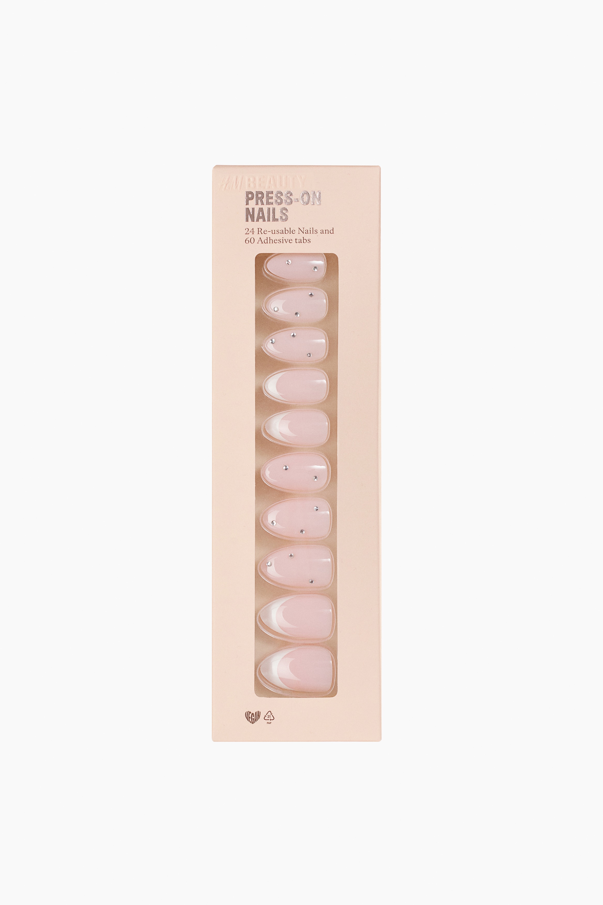 Press-on nailsModèle