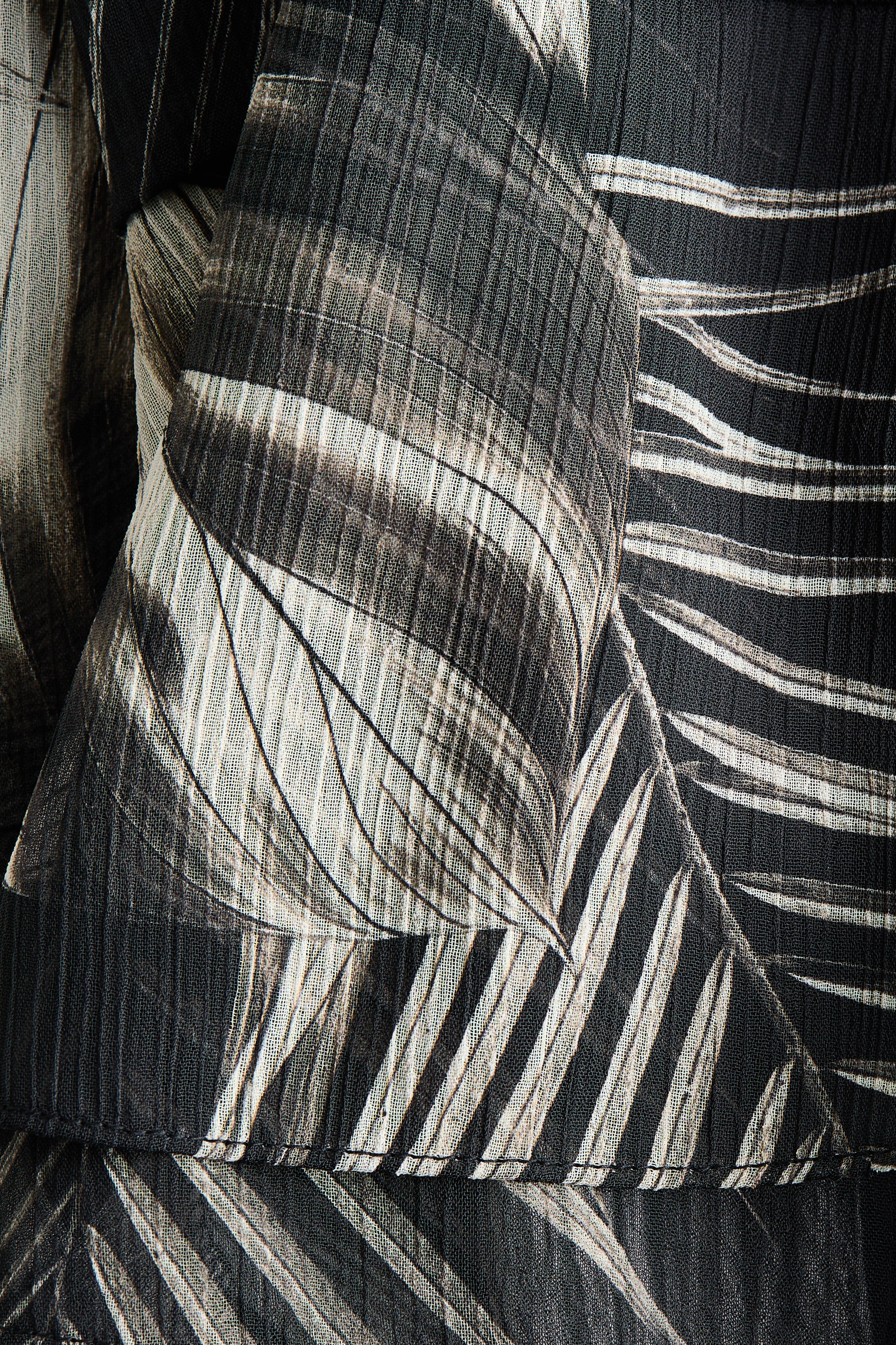 Ampliar la imagen: Halterneck top - Negro/Diseño | H&M MX 6