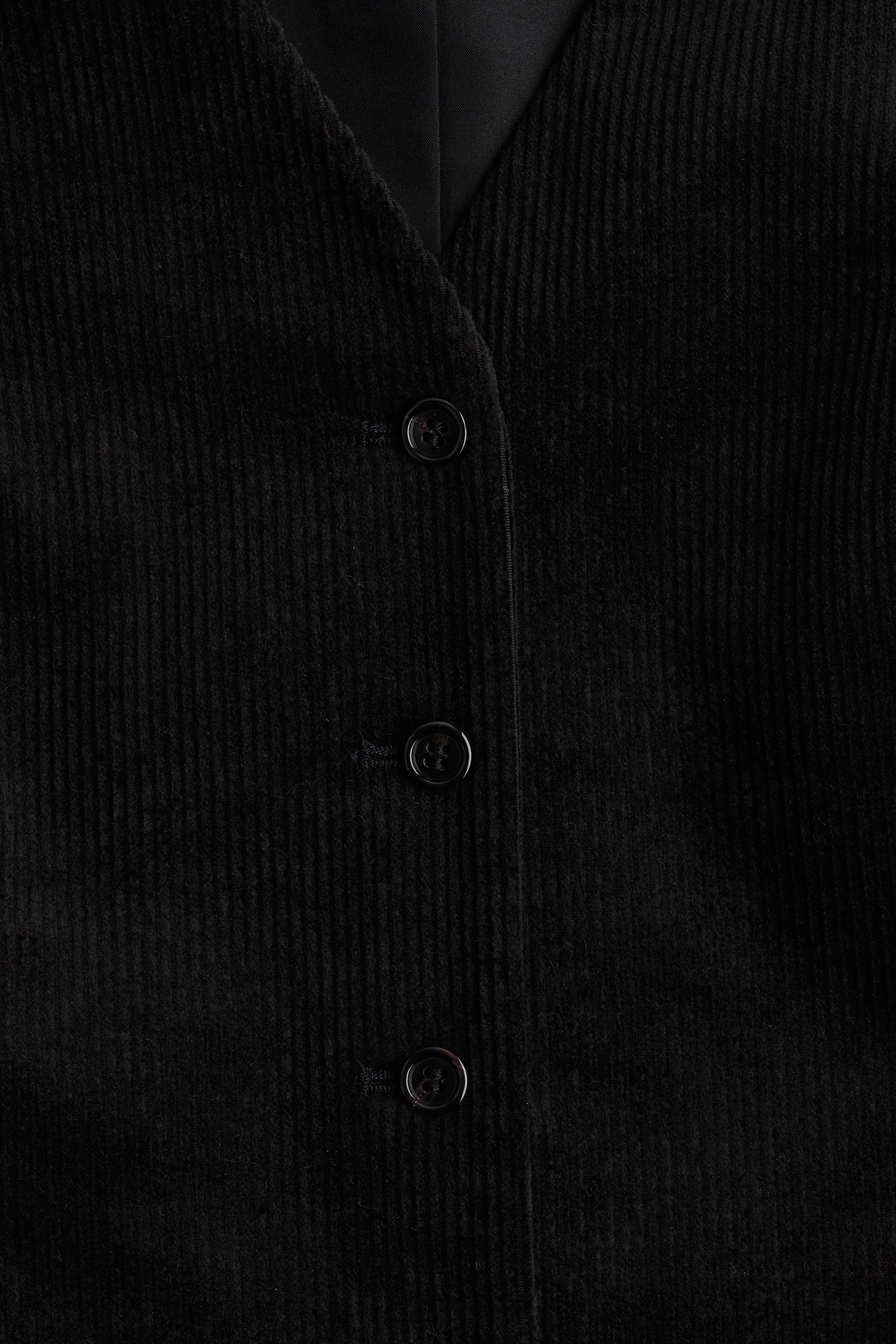 V-neck waistcoat