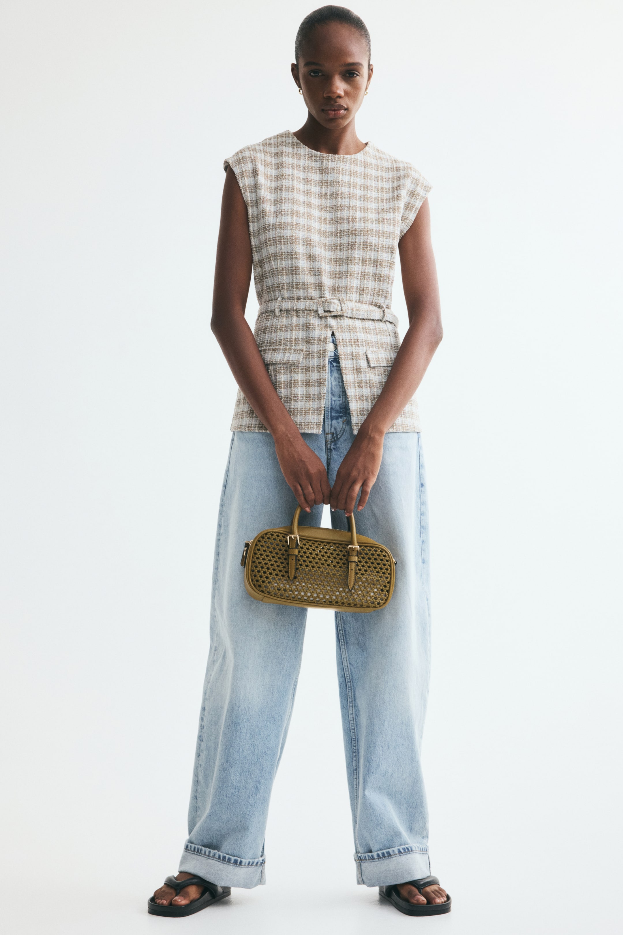 Haut en tricot bouclé avec ceinture