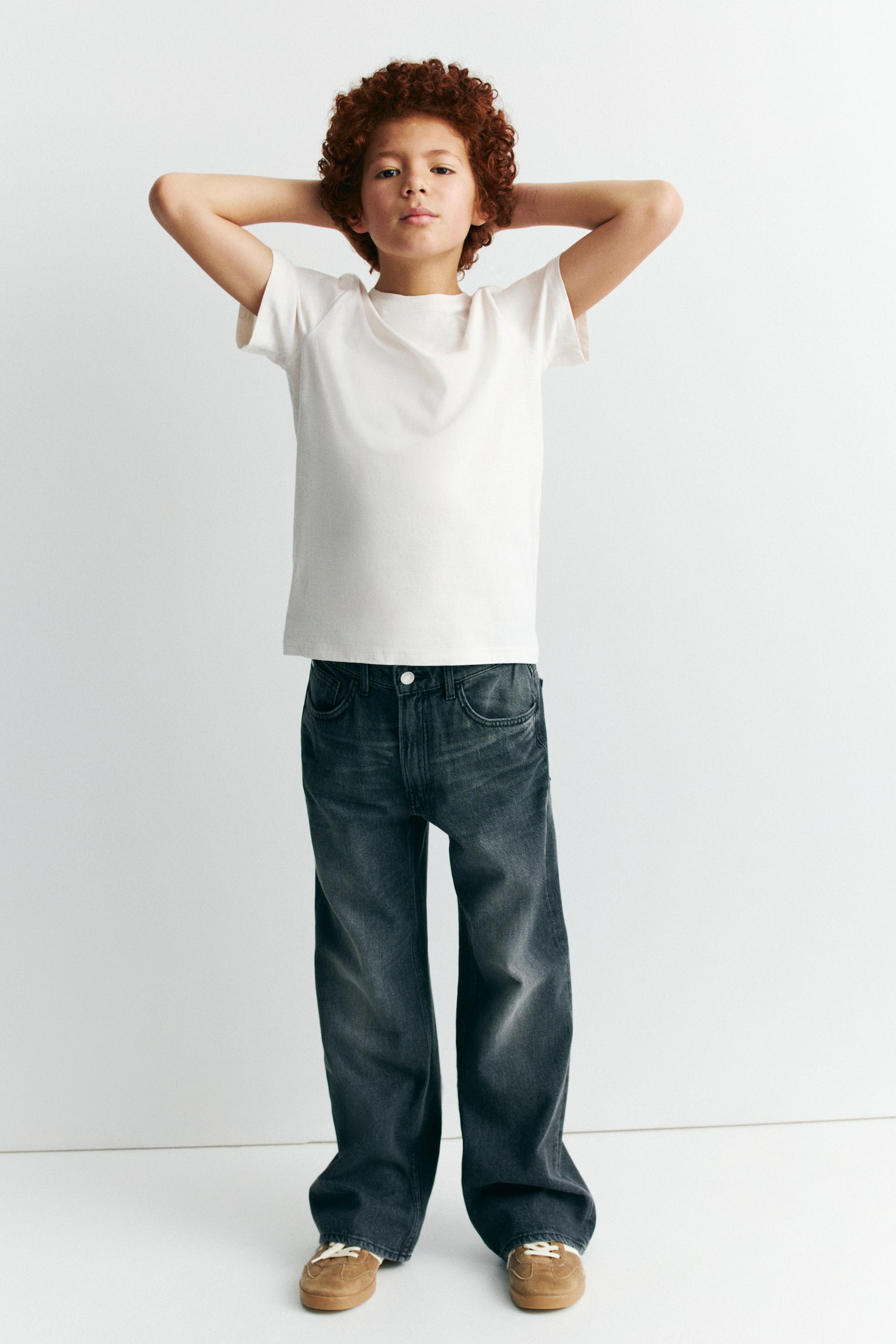Loose Fit Bootcut Leg Jeans - 3