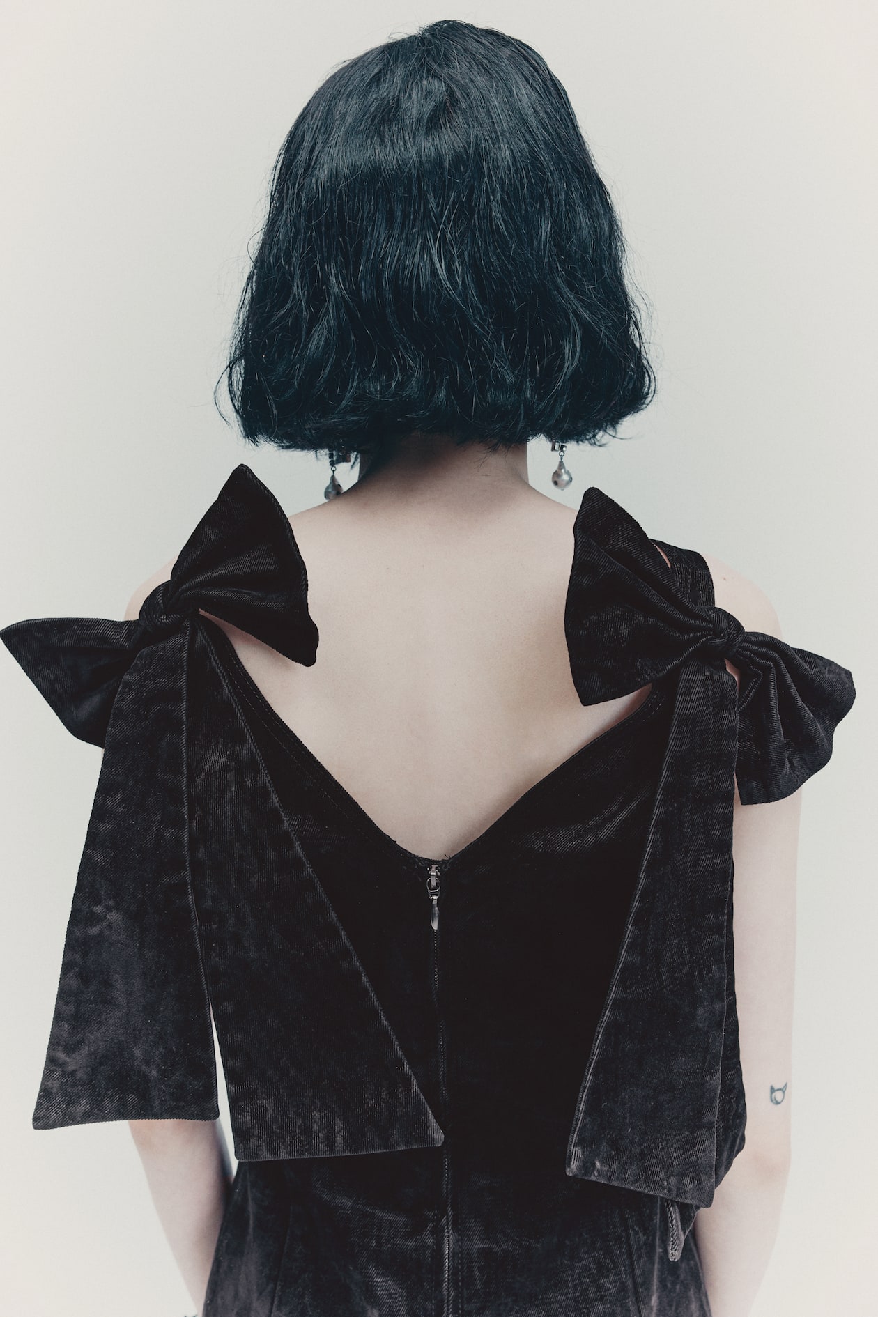 Bow-Detail Mini Dress - image 5
