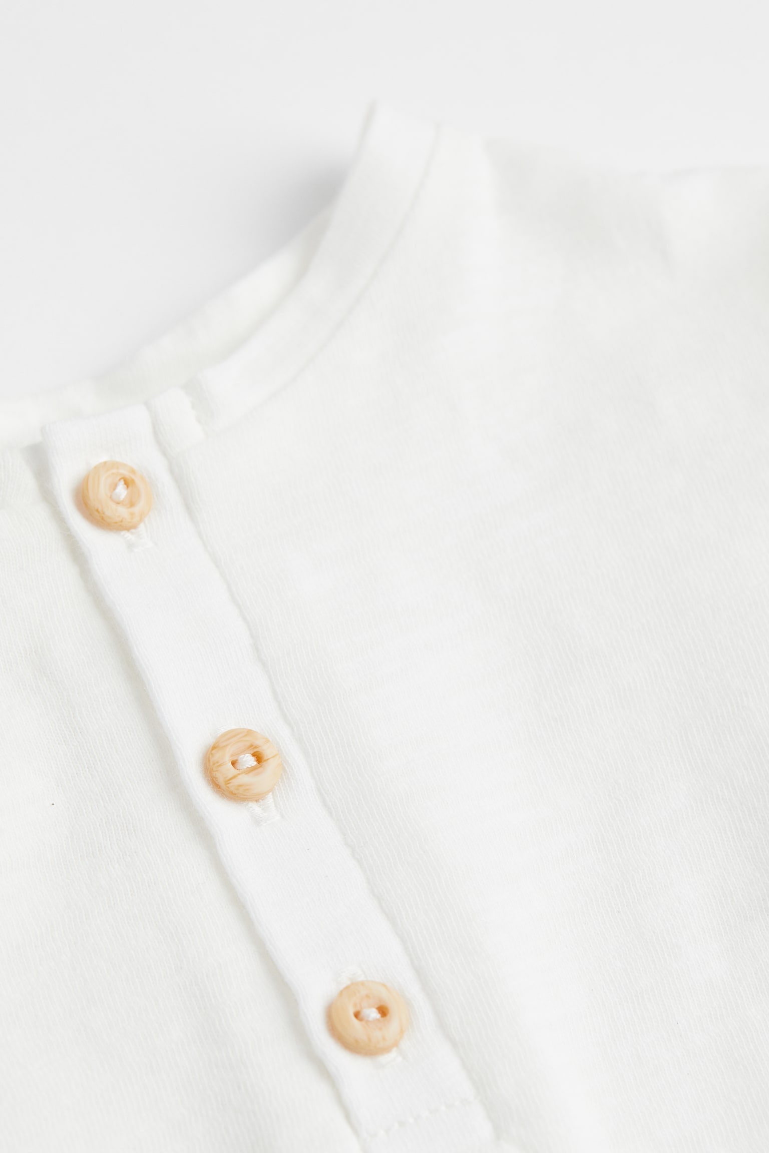 Button Detail Tee - White/Light dusky green/Light mole - 3