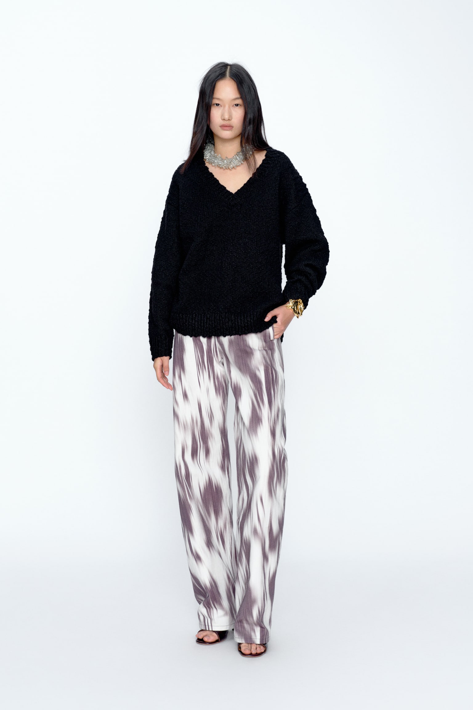 엠브로이더리 울 블렌드 스웨터 - 블랙/버건디 - 5