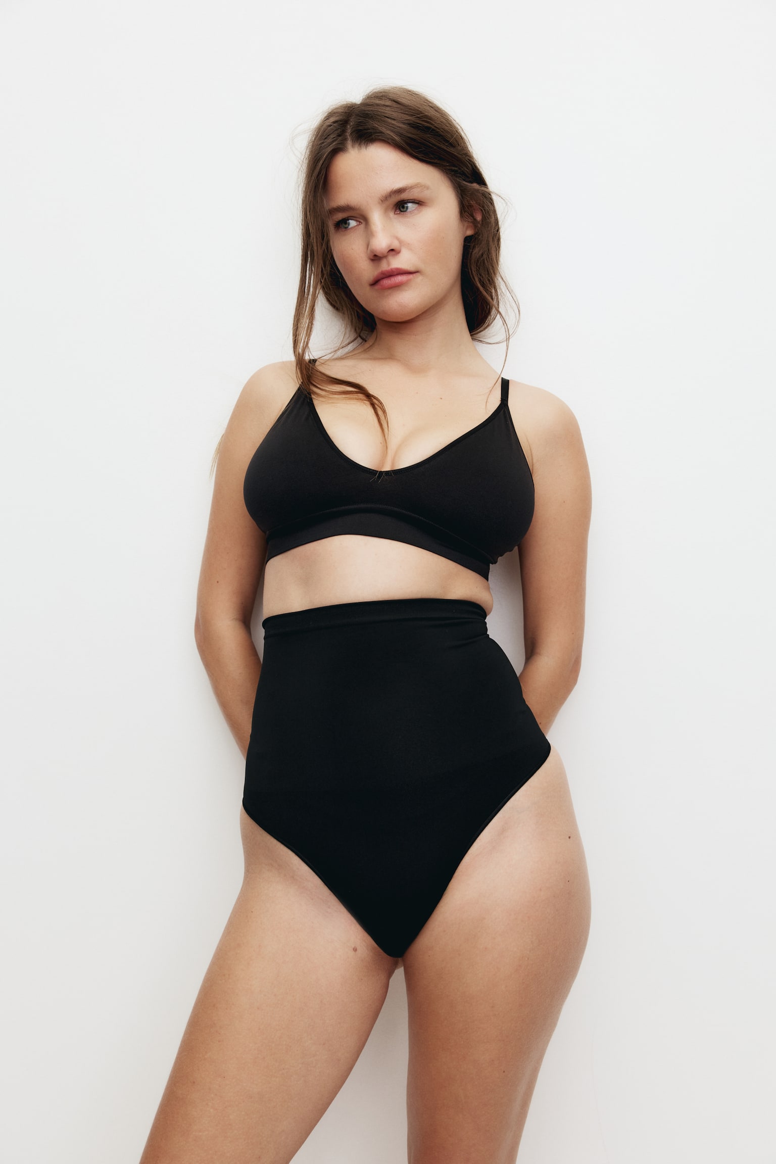 חזייה רכה מרופדת Seamless - שחור/בז' בהיר/לבן/חום כהה/ורוד מאובק/ירוק-אפור/בורדו/כחול אפרפר/ורוד מאובק - 3