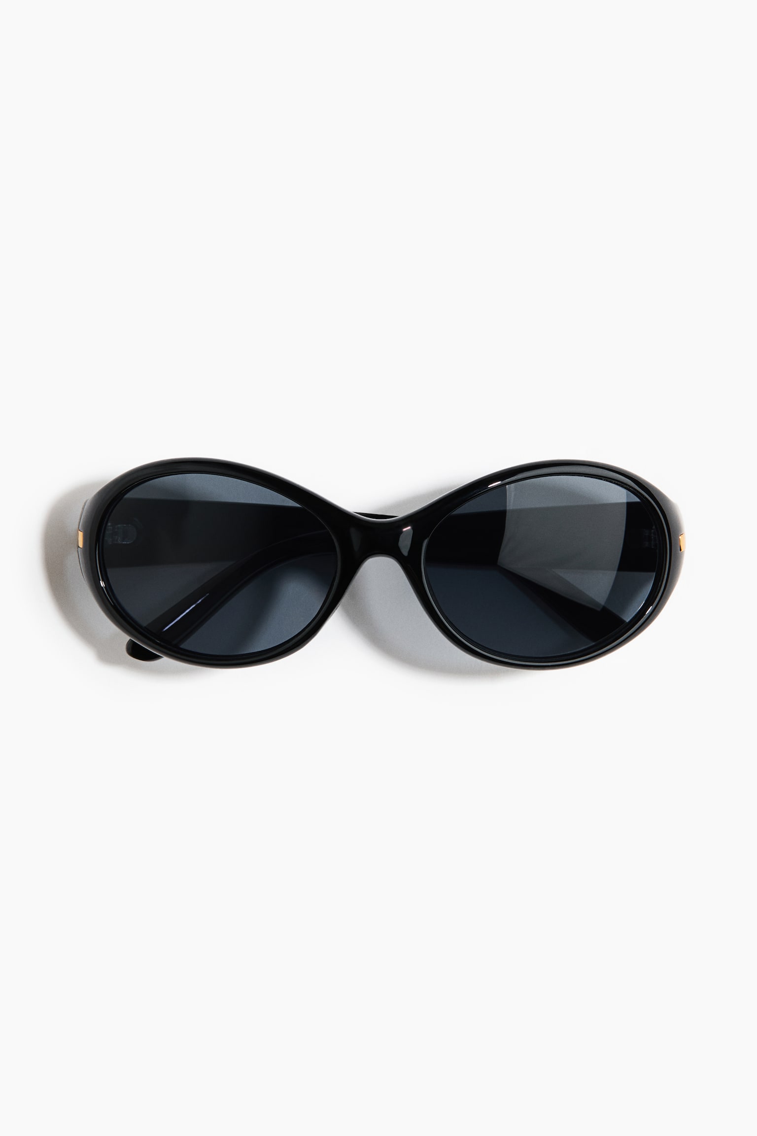 Oval Sunglasses - Black
