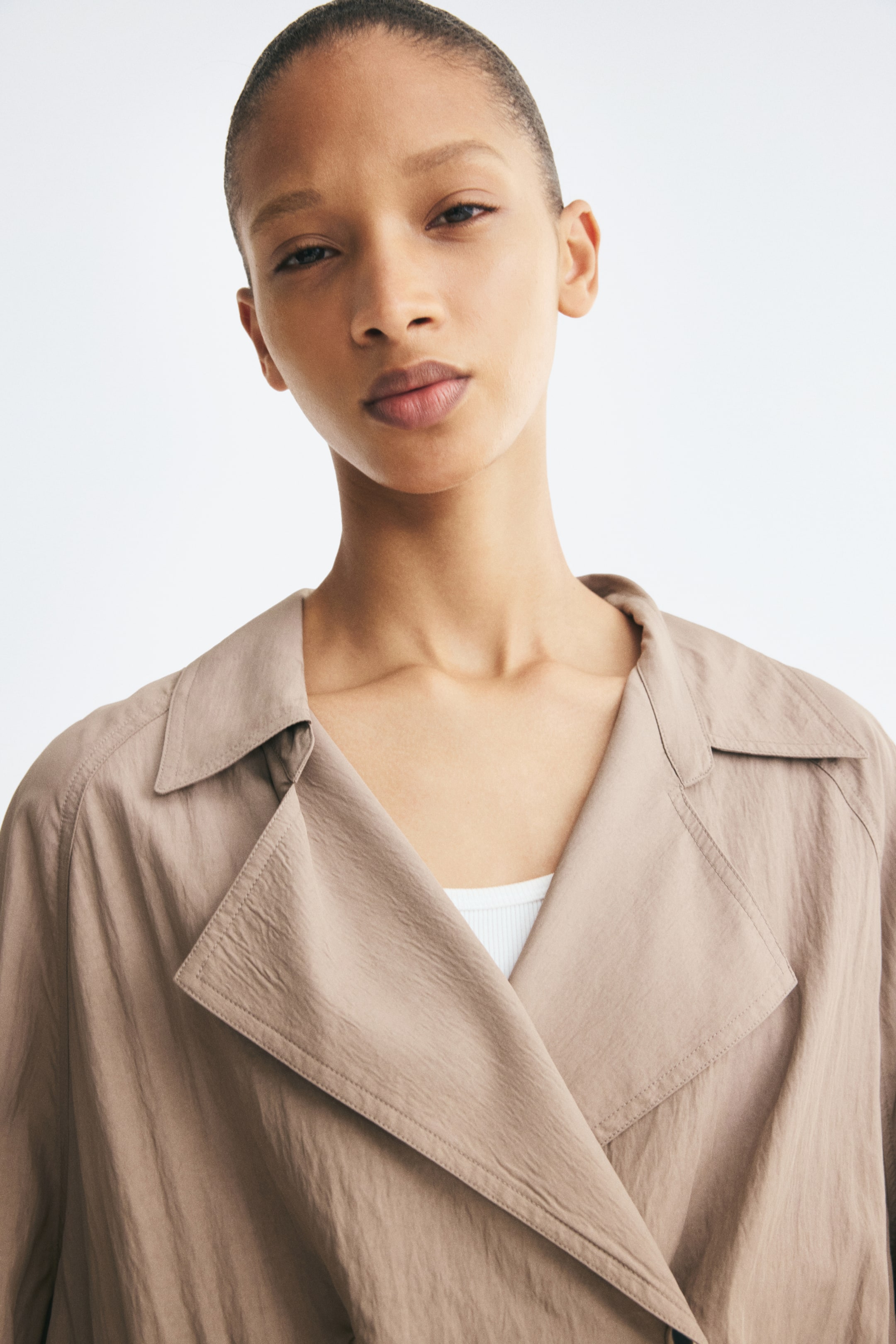 Женские куртки H&M Drawstring-Detail Viscose-Blend Jacket — фото 3