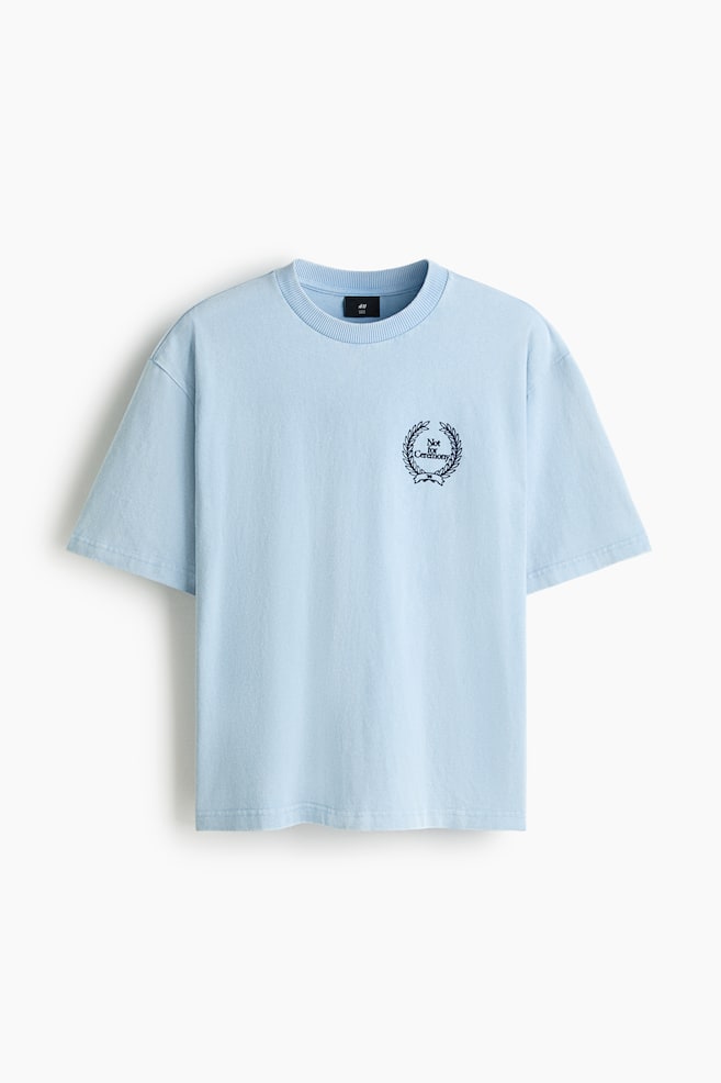 Playera Loose Fit - Azul claro/Not for Ceremony/Verde intenso/Golden - 1