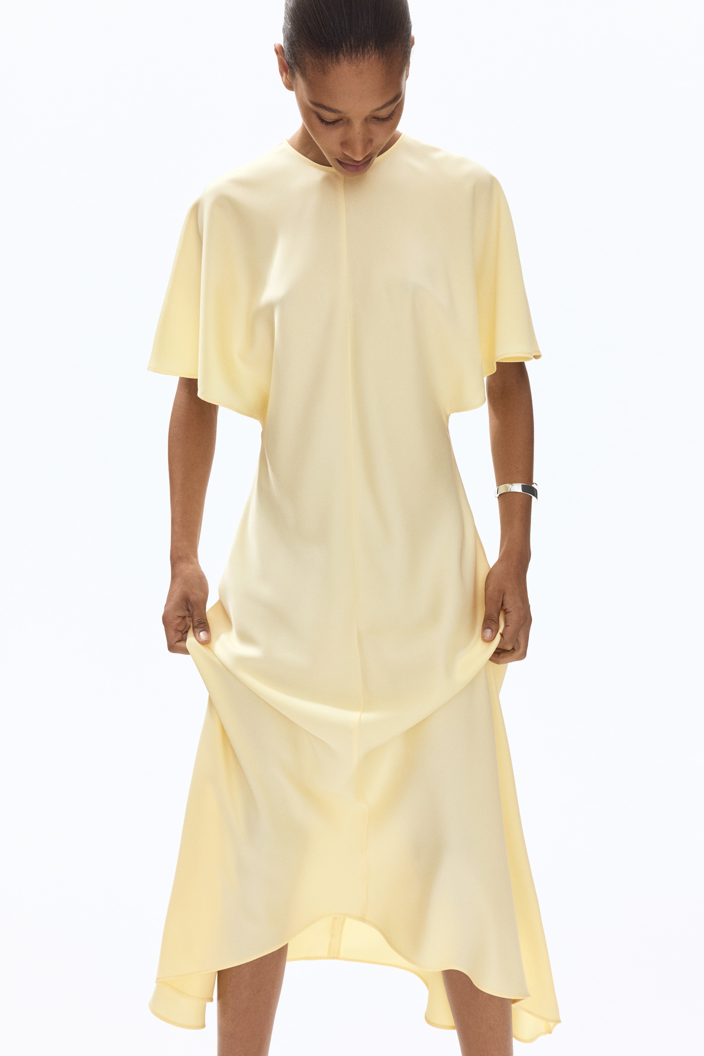 Vestido midi de satén