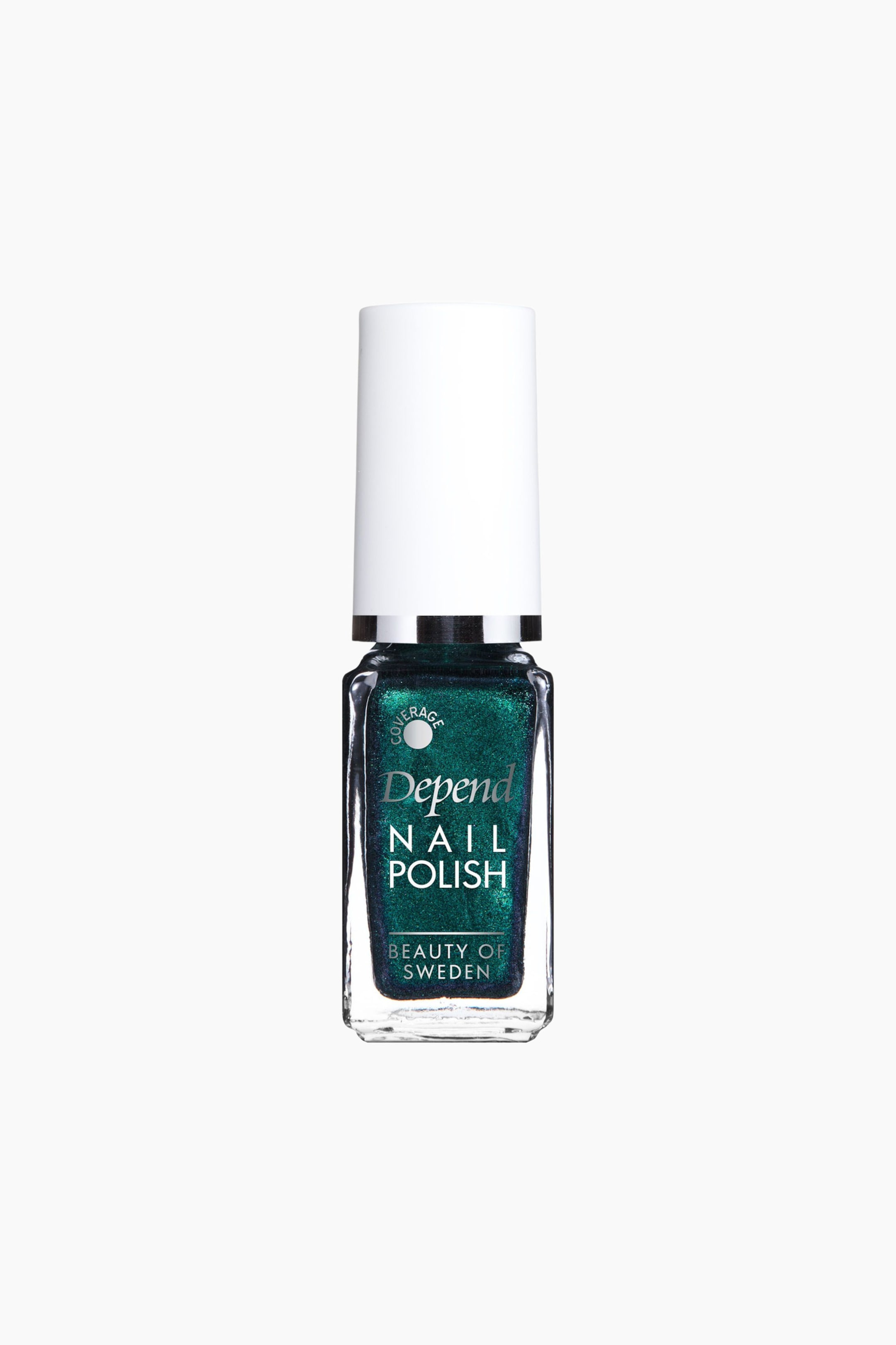 Visa större bild: En nagellacksflaska står upprätt och vänd framåt. Den har en genomskinlig, rektangulär glasflaska fylld med mörkgrönt, skimrande nagellack. Ett vitt, avsmalnande cylindriskt lock med ett silverfärgat band sitter på flaskan, och silverfärgad text med orden ”Depend NAIL POLISH” är synlig på framsidan.
