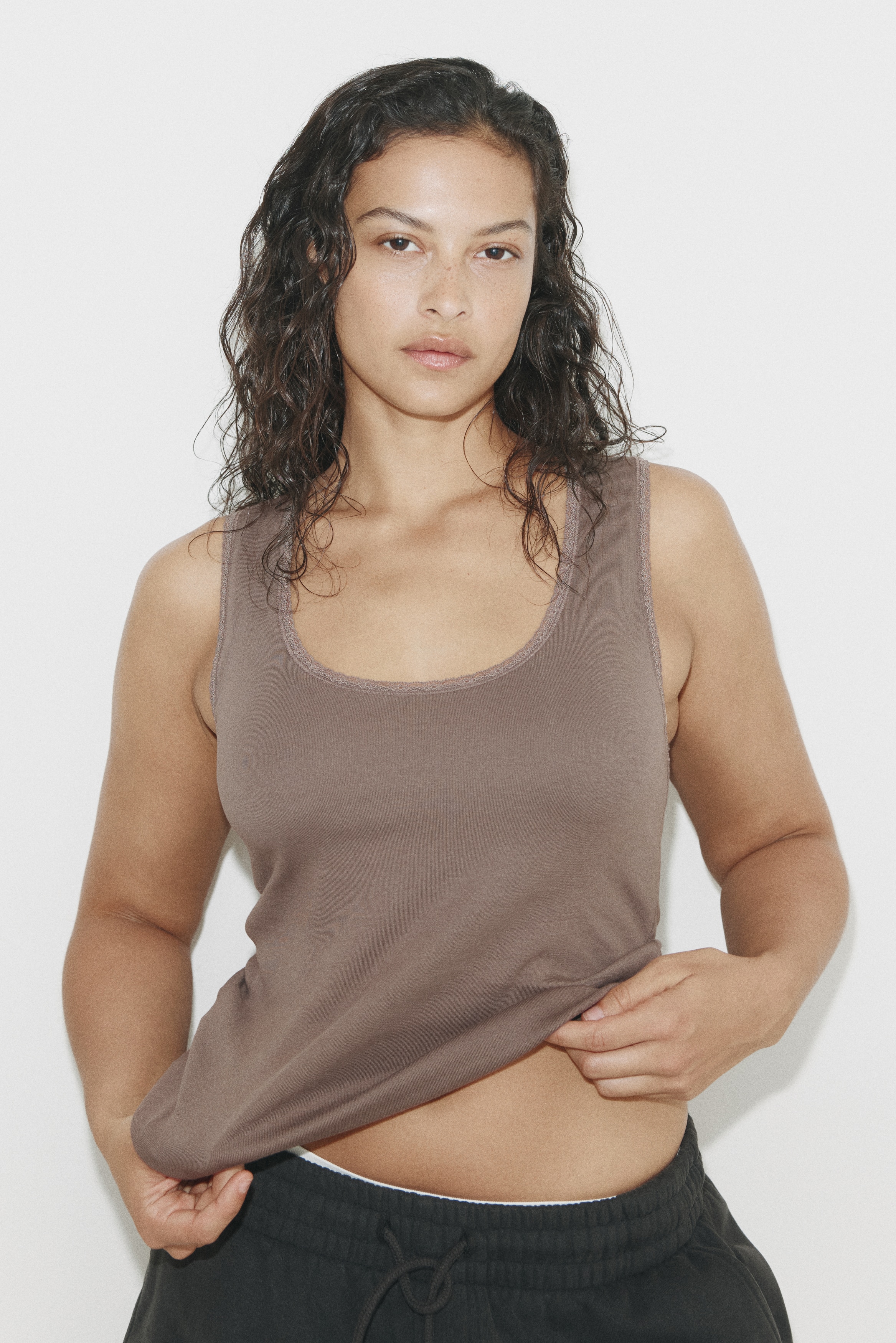 Women's Taupe Lace-Trimmed Tank Top | H&M US