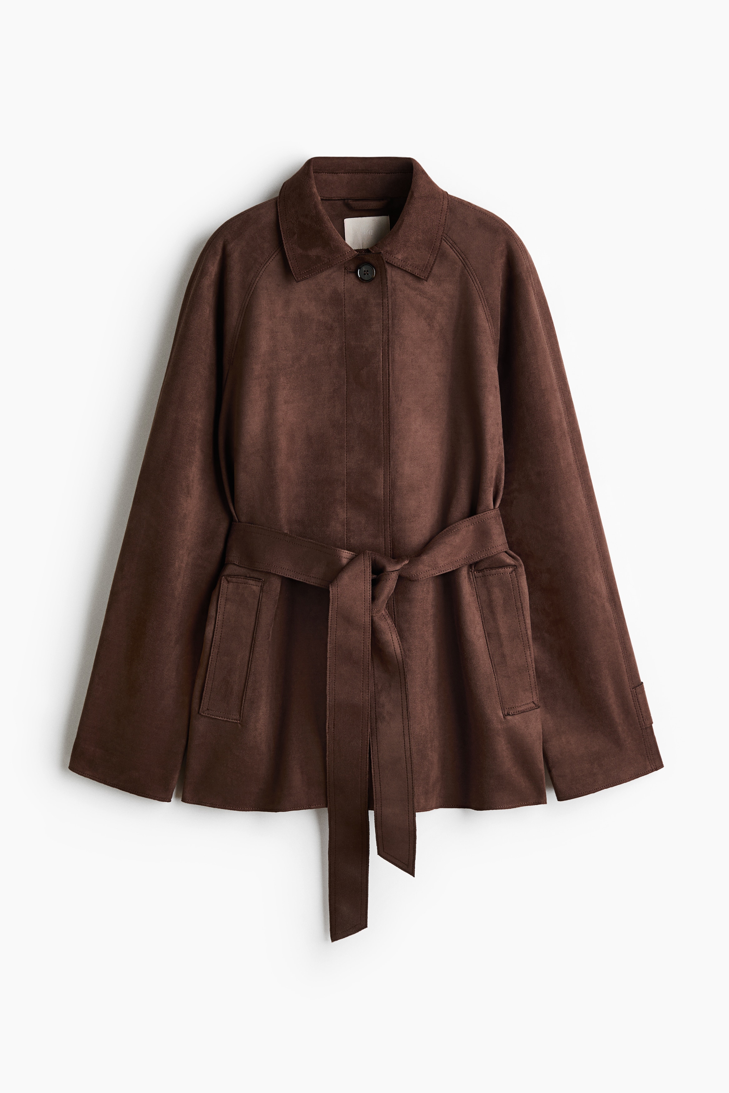 Manteau court avec ceinture à nouerModèle
