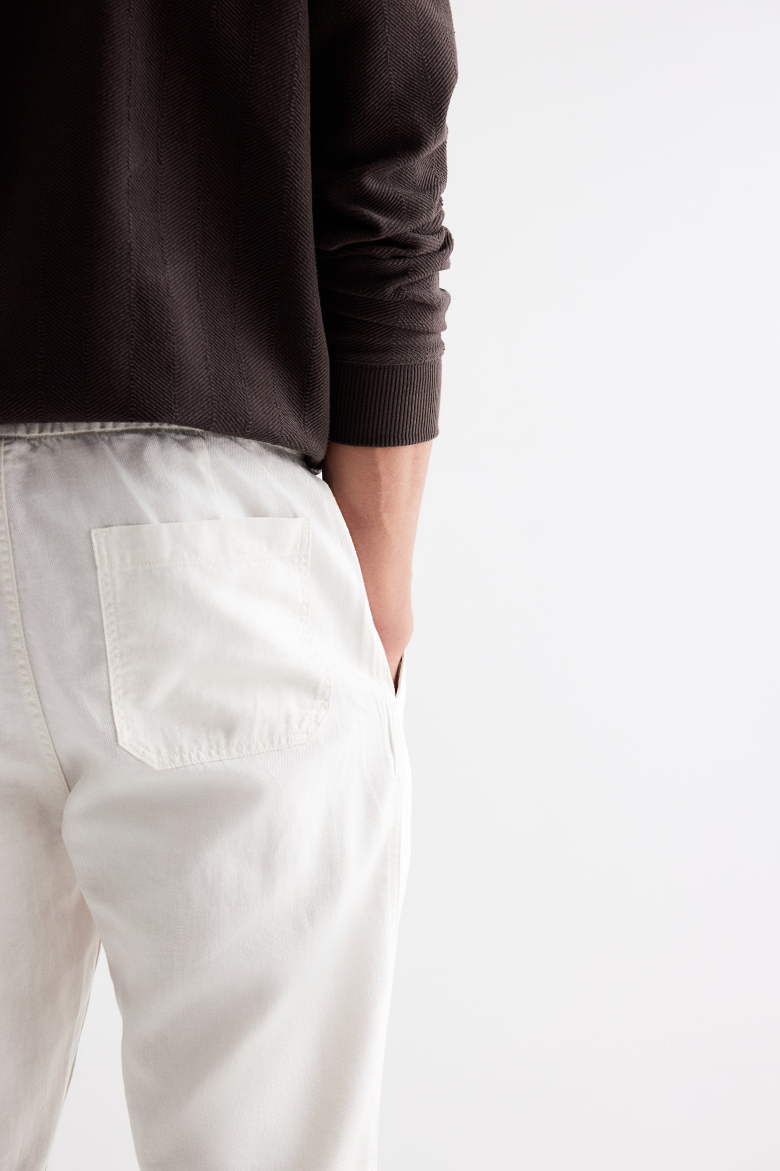 Relaxed Fit Linen-blend trousers - Cream/Navy blue - 7