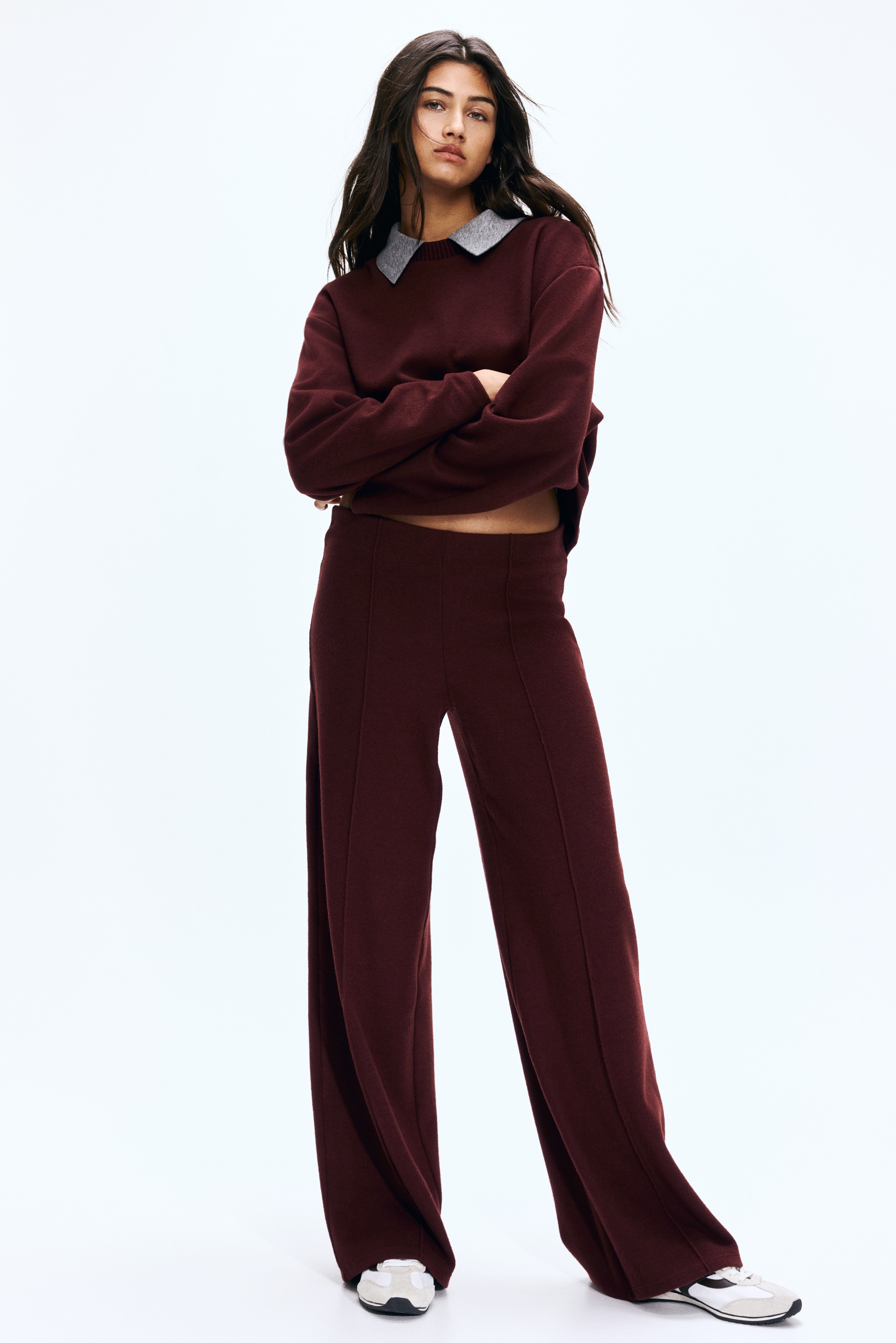 Crease-leg trousers