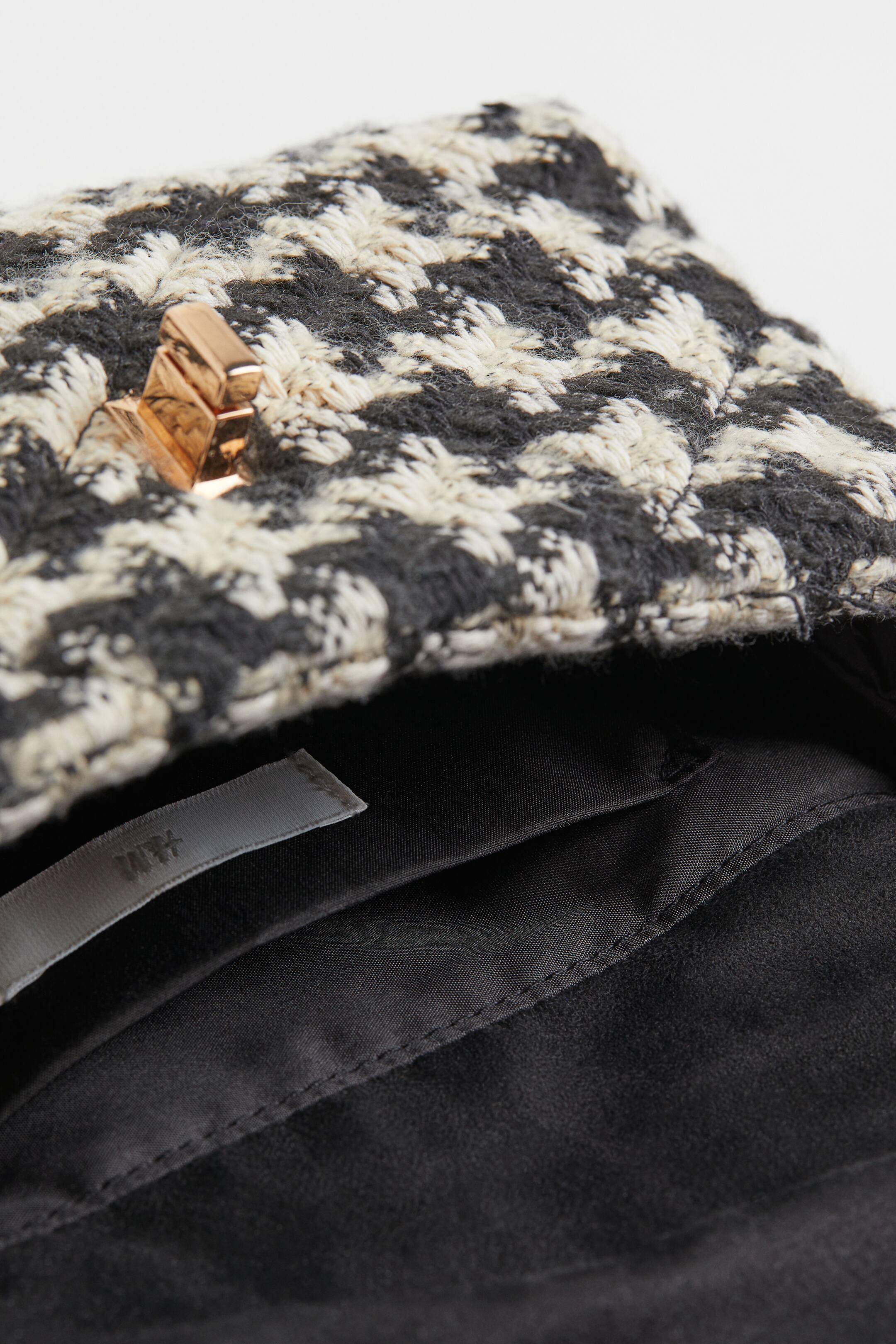 Small crossbody bag Black/Dogtoothpatterned Ladies H&M GB