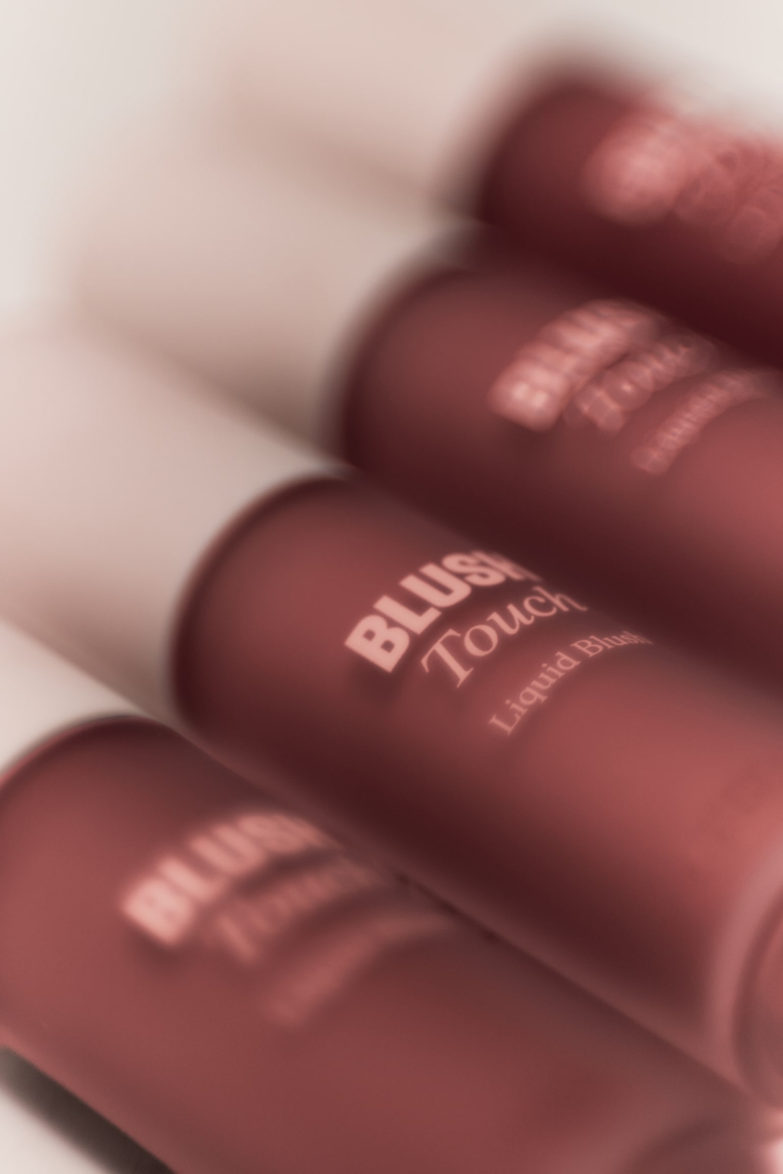 Blush Touch flydende blush - Rose Petal/Soft Sand/Peach Blossom/Tropical Coral - 2