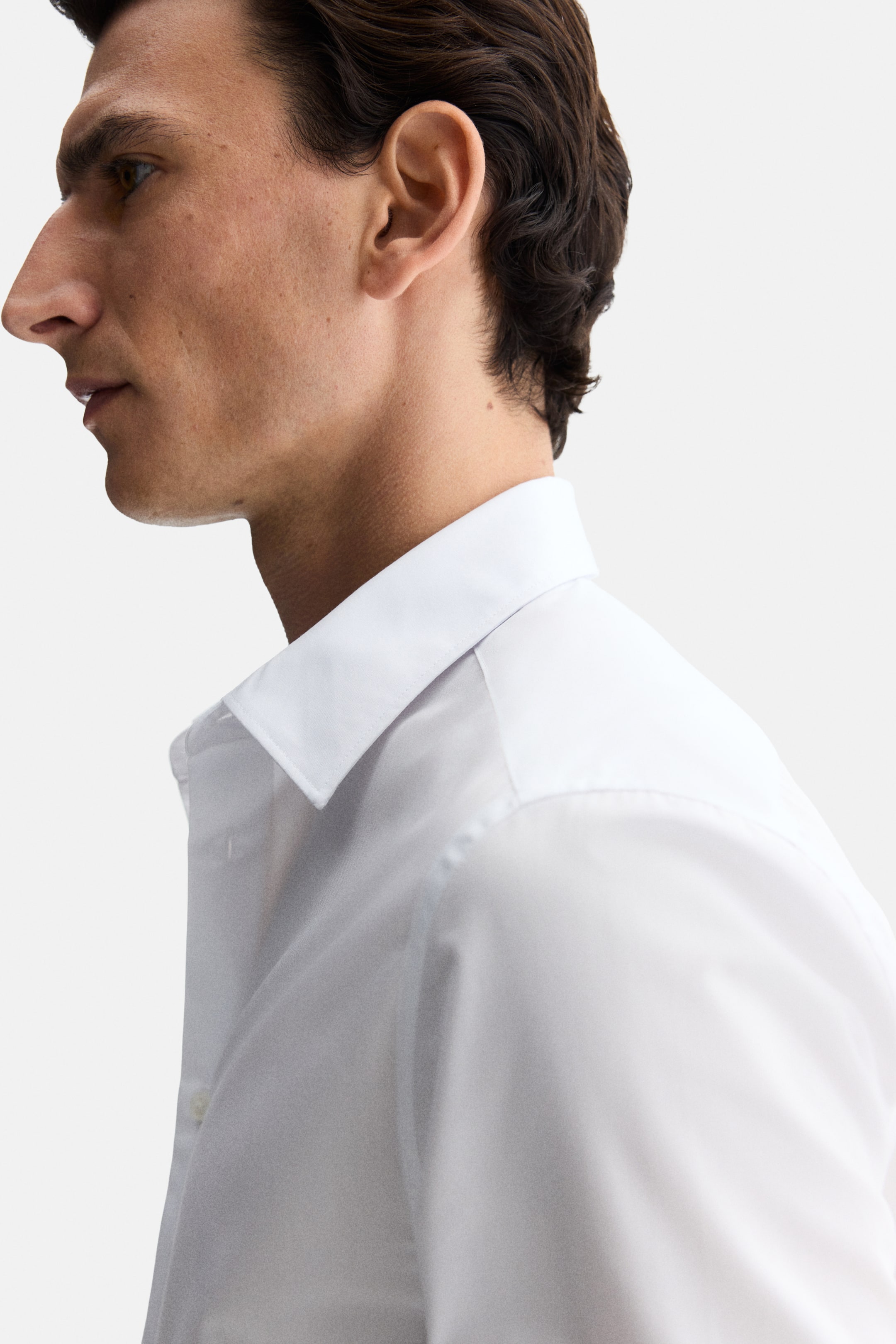 View larger image: Slim Fit Easy-iron shirt - White - Men | H&M IN 3