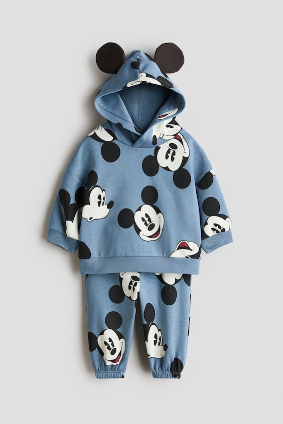 Детские топы H&M 2-Piece Hoodie and Joggers Set