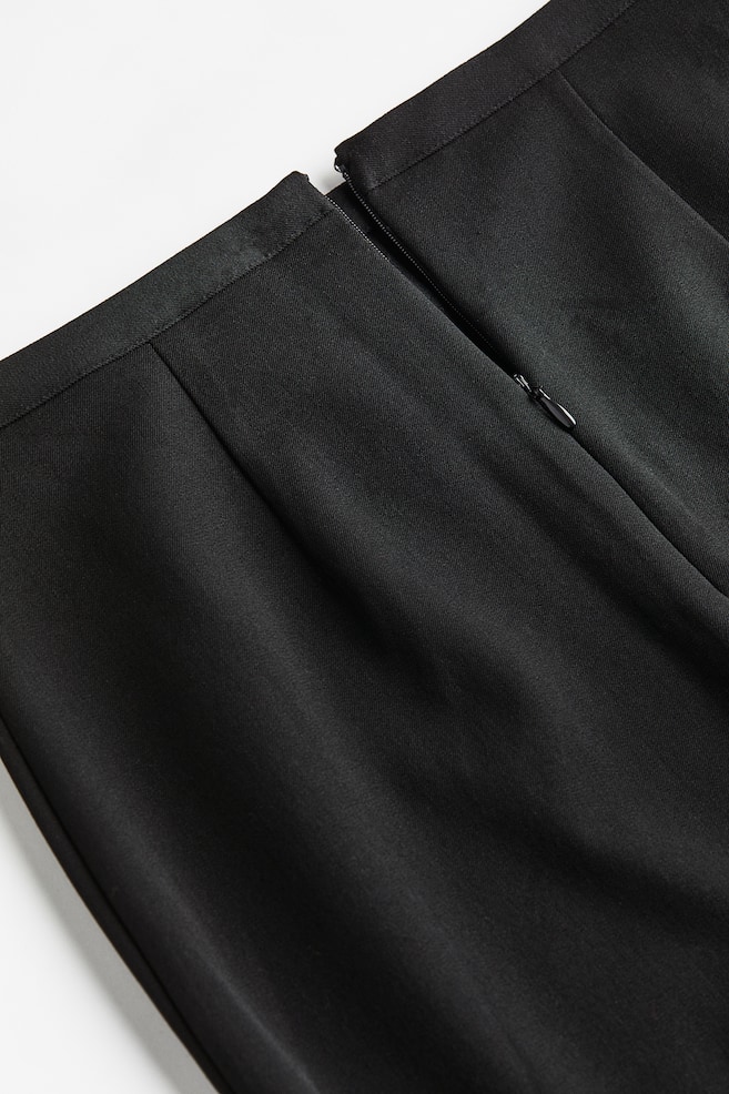 Slit-hem pencil skirt - Black - 2