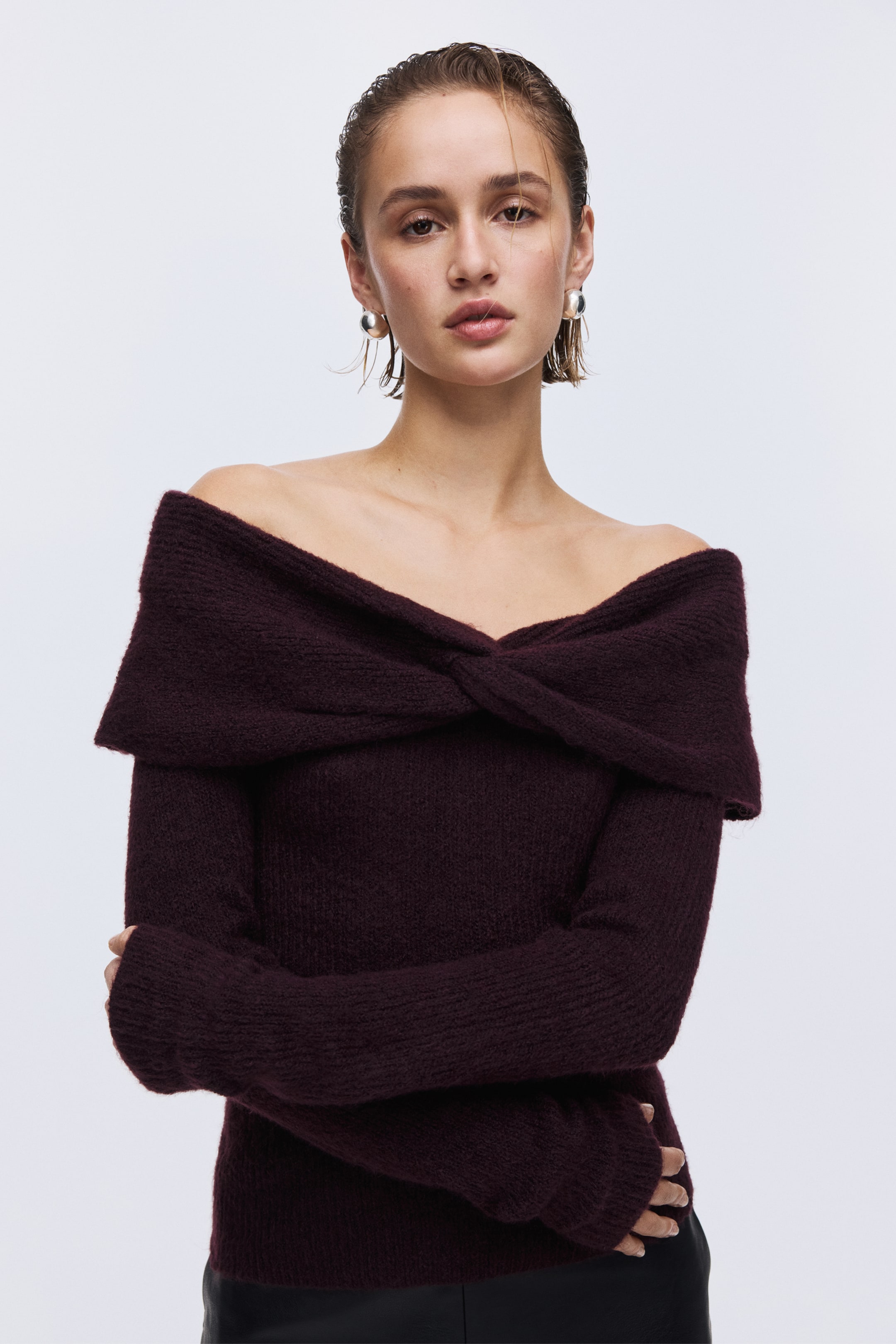 View larger image: Off-the-shoulder jumper - Burgundy - Ladies | H&M 1