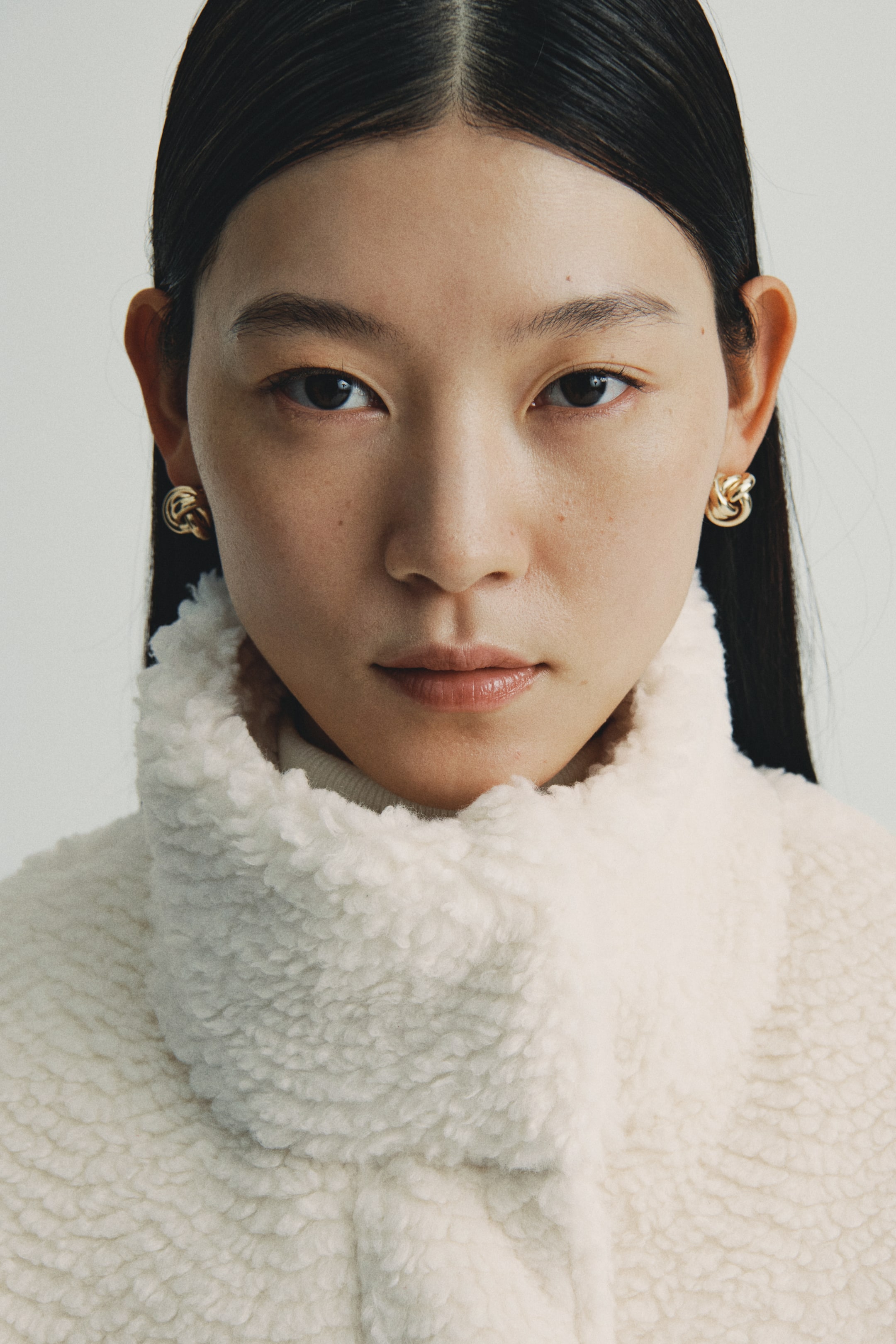 拡大画像を表示: テディパファーベスト - クリーム - レディース | H&M JP 4