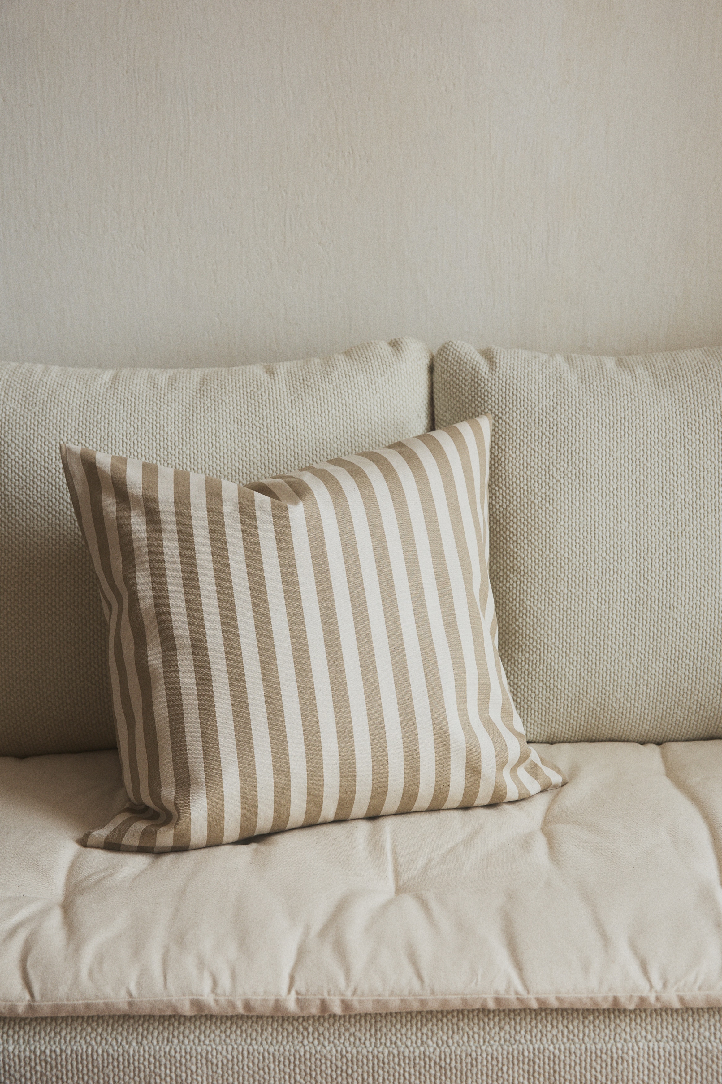 Outdoor cushion cover - Beige/Striped/Dark green/Striped/Dark green/Striped/Orange/Striped/Orange/Striped/Yellow/Striped/Yellow/Striped/Beige/Striped/Dark grey/Striped/White/Green striped