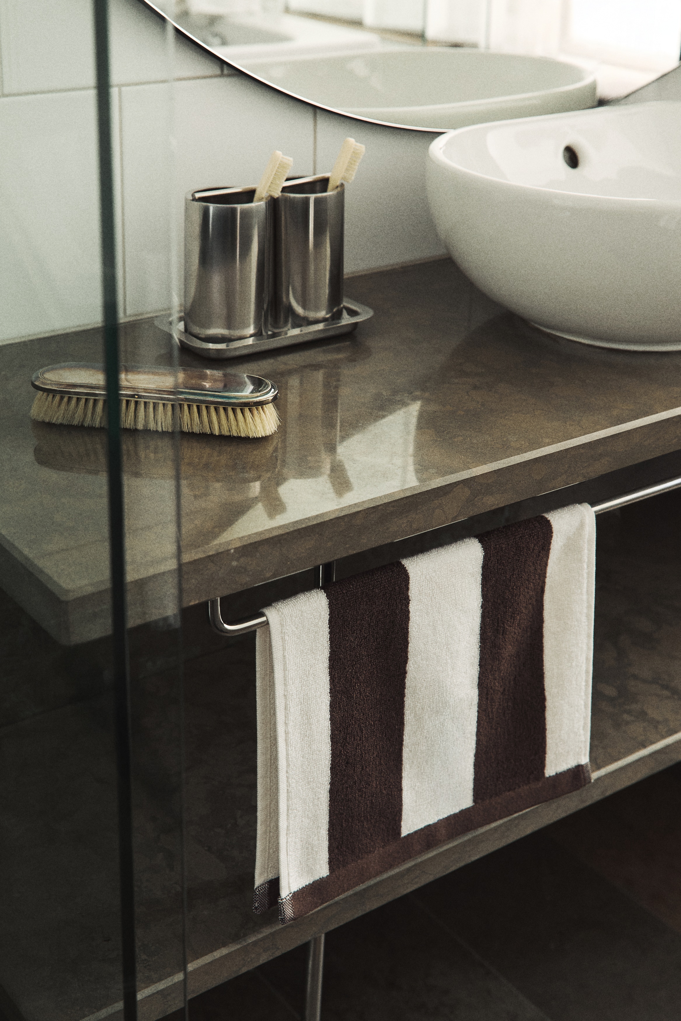 H & M - ストライプコットンパイルゲストタオル - ブラウン