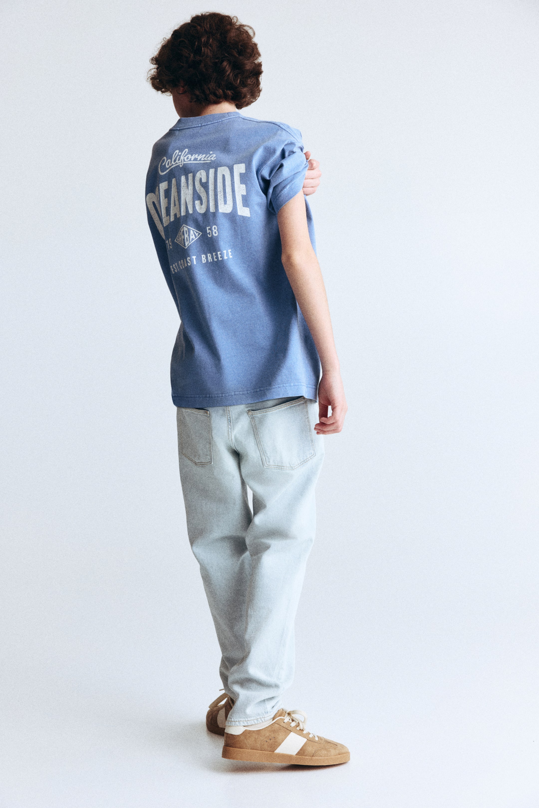 Visa större bild: Relaxed Tapered Fit Jeans - Ljus denimblå - BARN | H&M FI 1