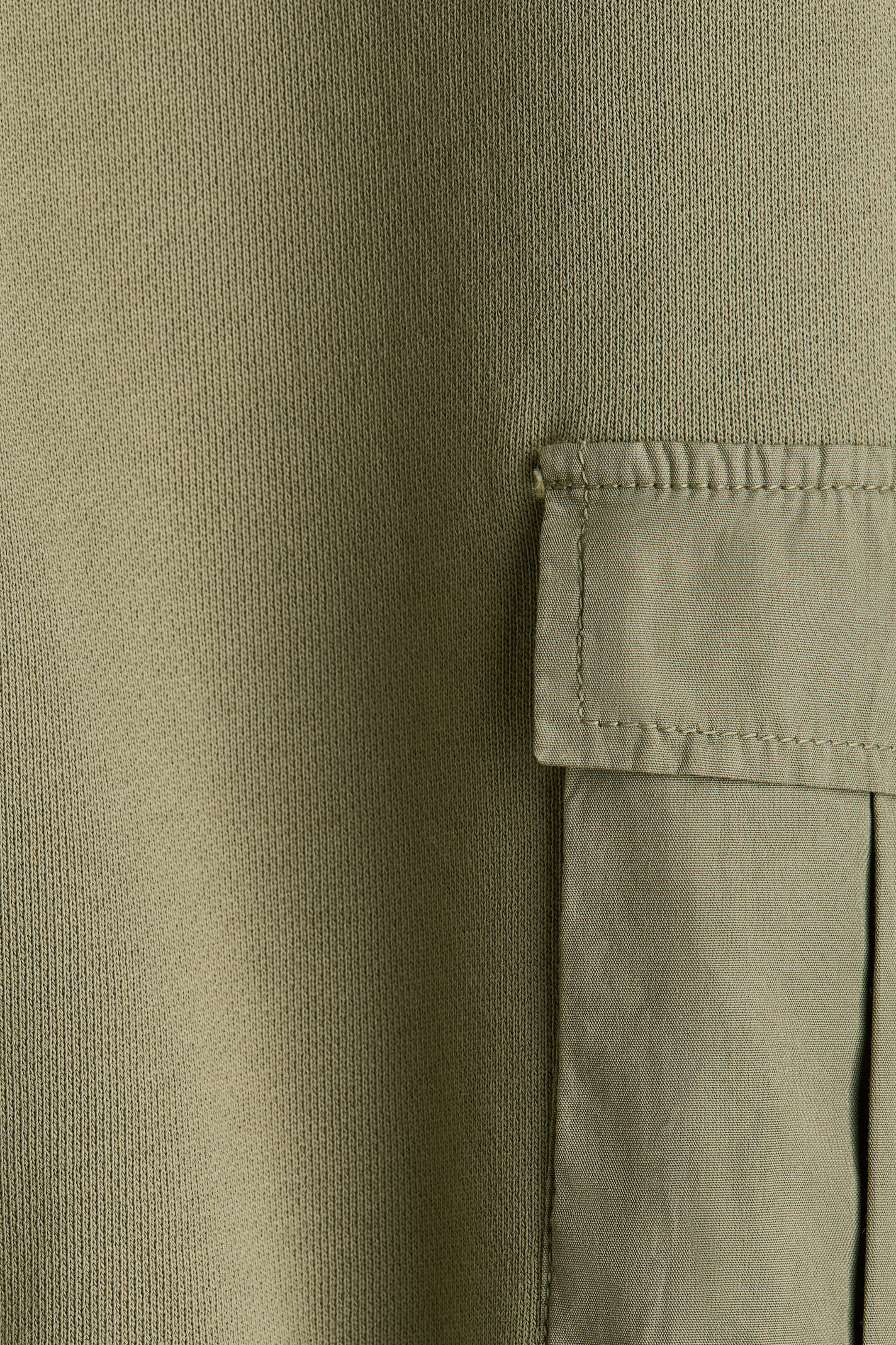 Khaki green Cotton cargo joggers for kids | H&M IN