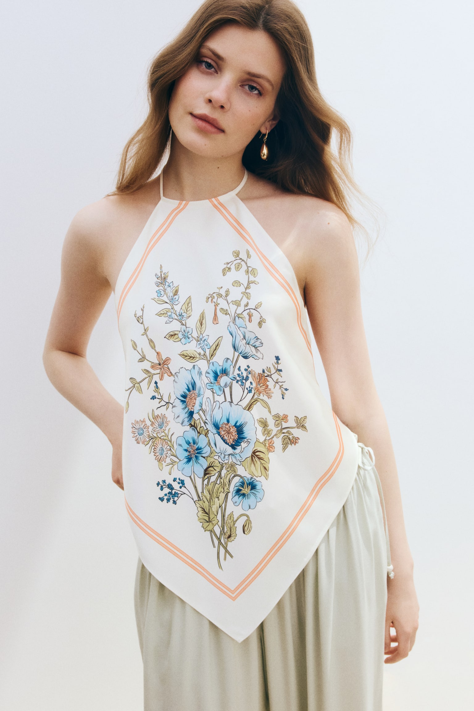 Asymmetric satin halterneck top - 3
