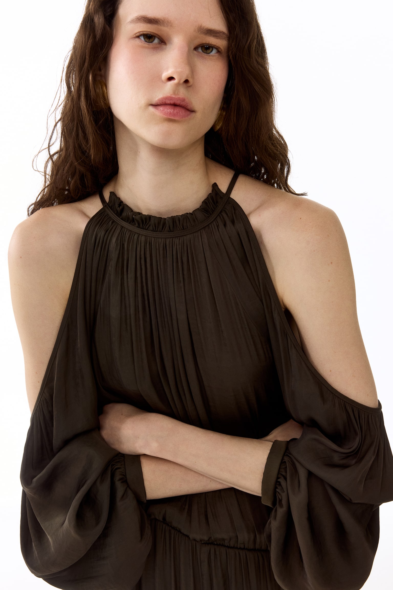 Cold-shoulder satin jumpsuit - Dark khaki green - 3