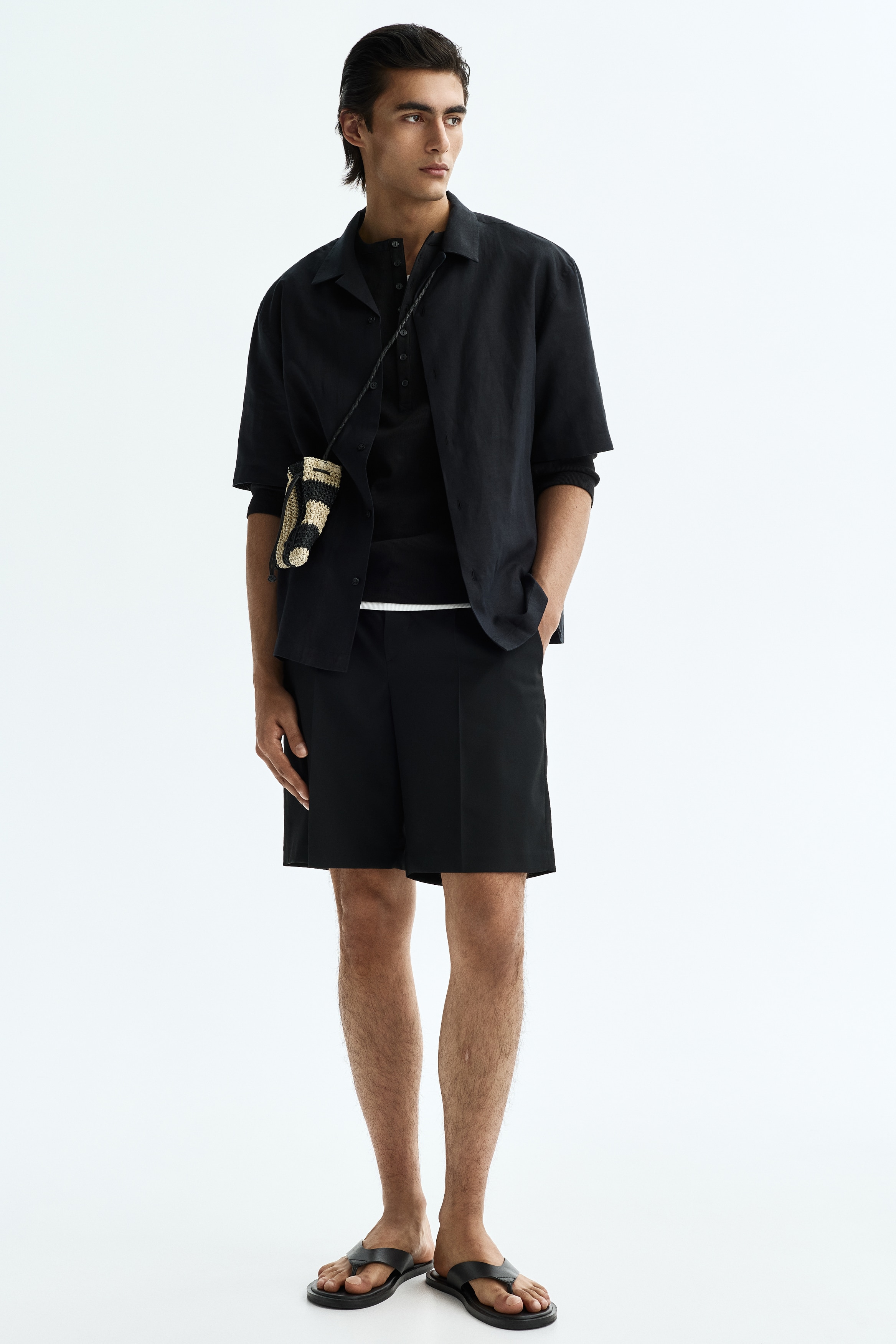 Pantalón corto sastre Loose Fit - Negro/Marrón oscuro